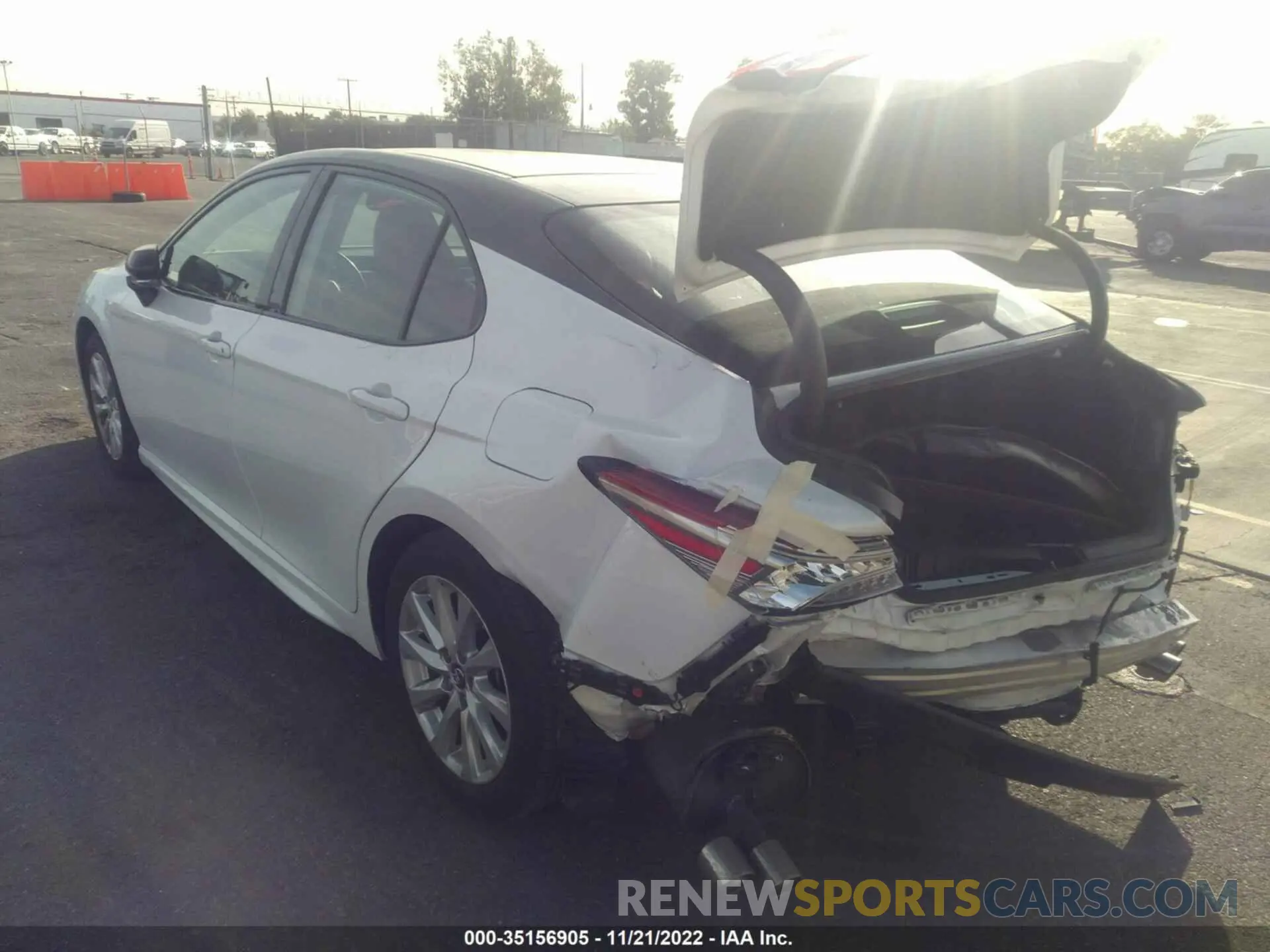 3 Фотография поврежденного автомобиля 4T1B61HK9KU190908 TOYOTA CAMRY 2019