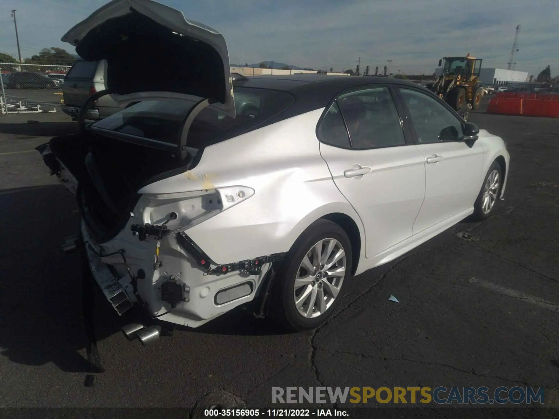 4 Фотография поврежденного автомобиля 4T1B61HK9KU190908 TOYOTA CAMRY 2019