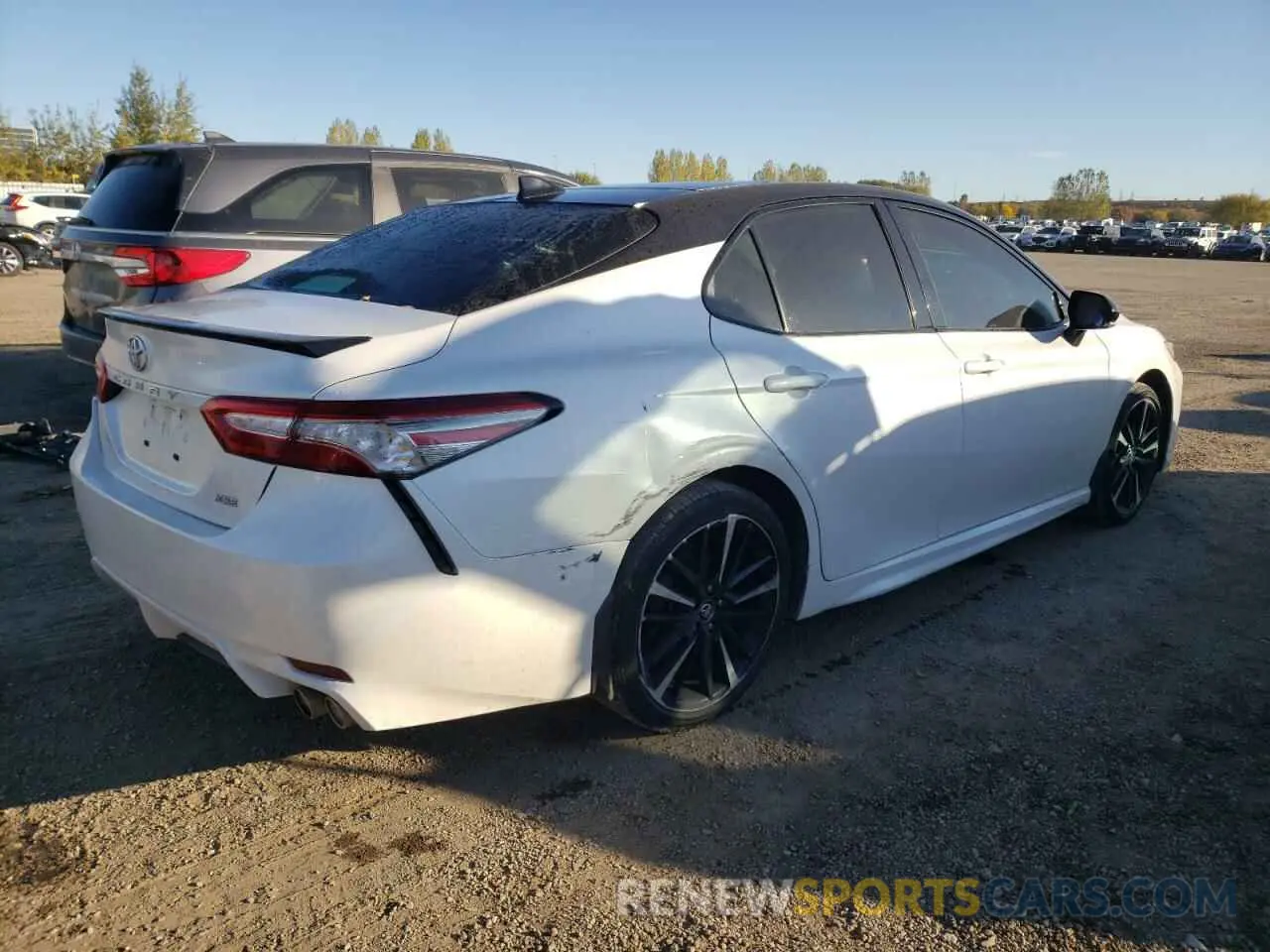 3 Photograph of a damaged car 4T1B61HK9KU223826 TOYOTA CAMRY 2019