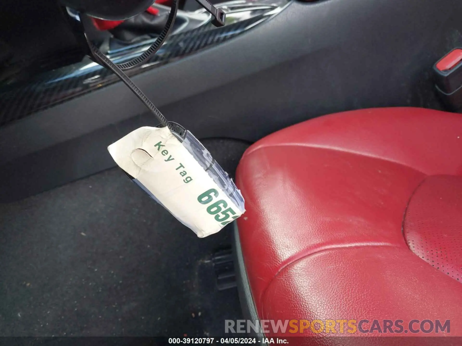 11 Photograph of a damaged car 4T1B61HK9KU269298 TOYOTA CAMRY 2019