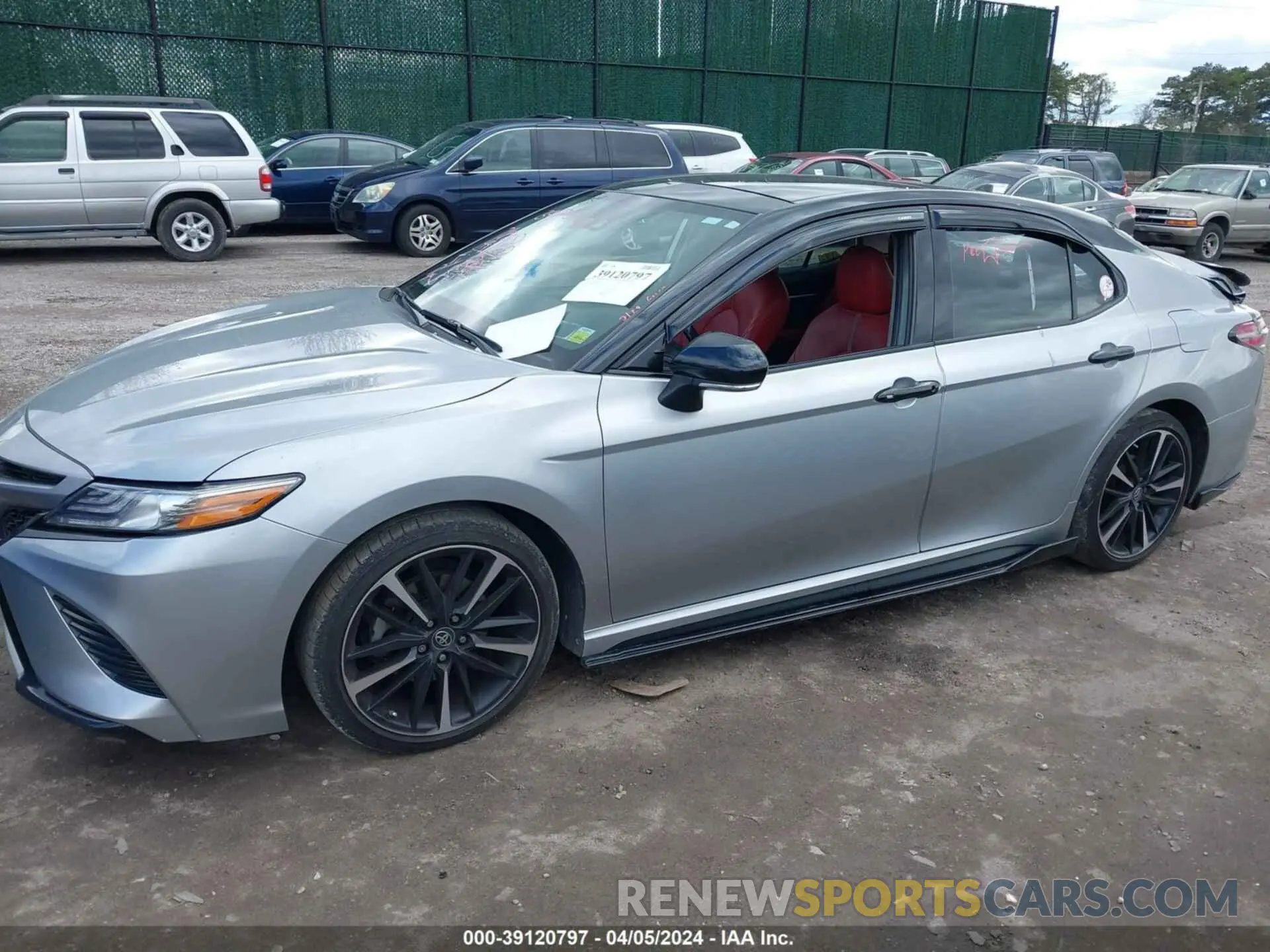 14 Photograph of a damaged car 4T1B61HK9KU269298 TOYOTA CAMRY 2019