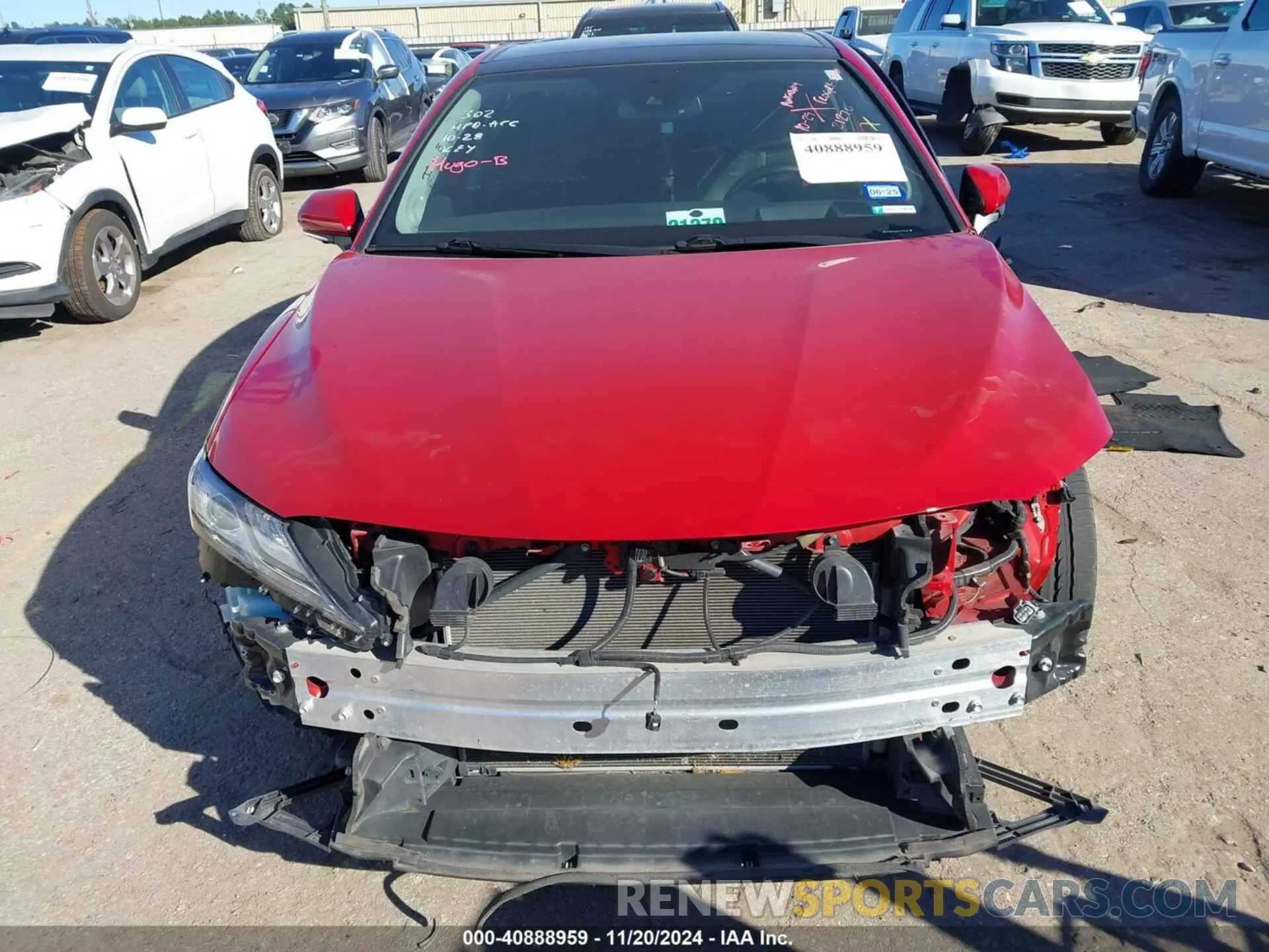 11 Фотография поврежденного автомобиля 4T1B61HK9KU275585 TOYOTA CAMRY 2019