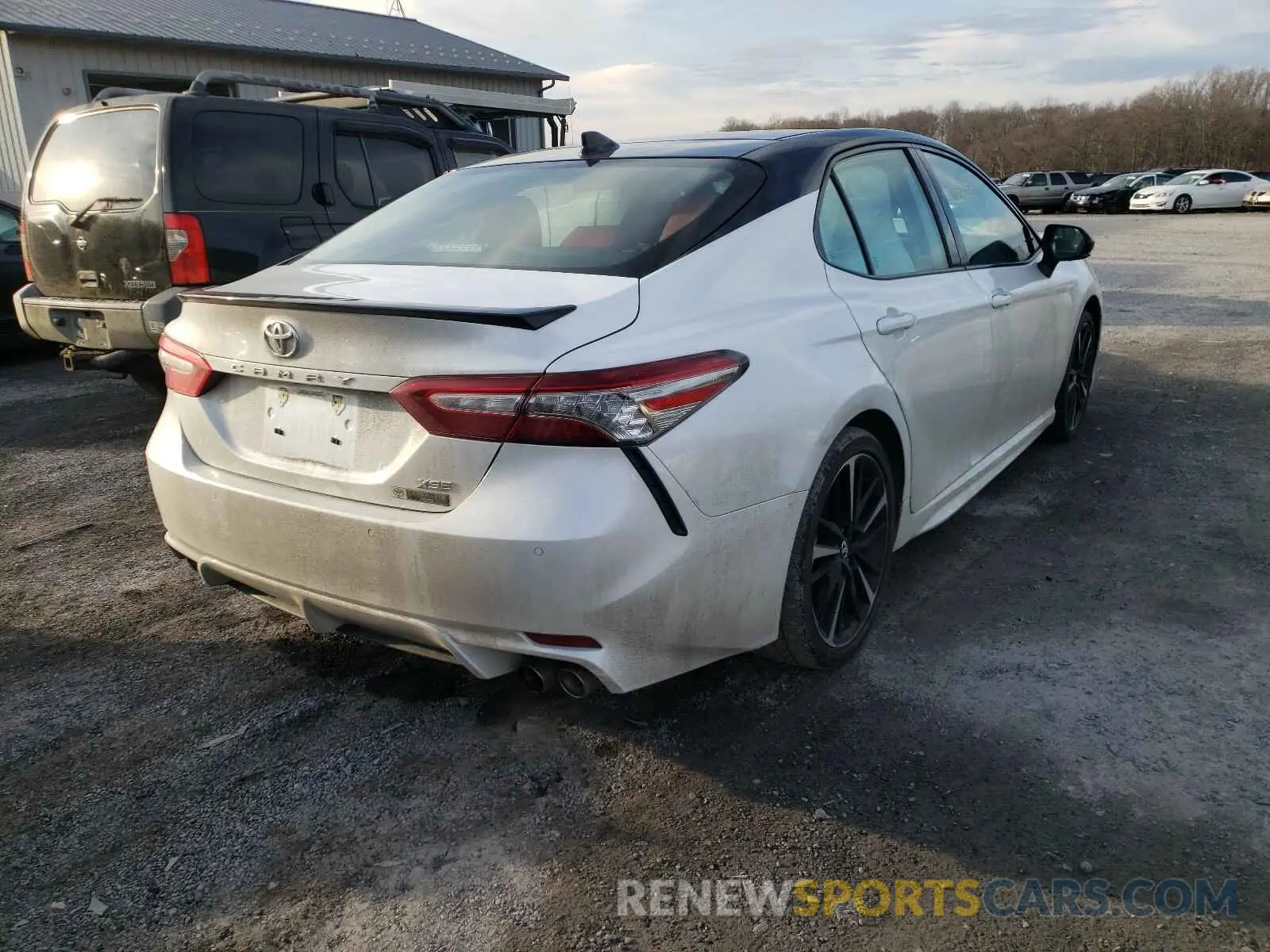 4 Photograph of a damaged car 4T1B61HK9KU293990 TOYOTA CAMRY 2019