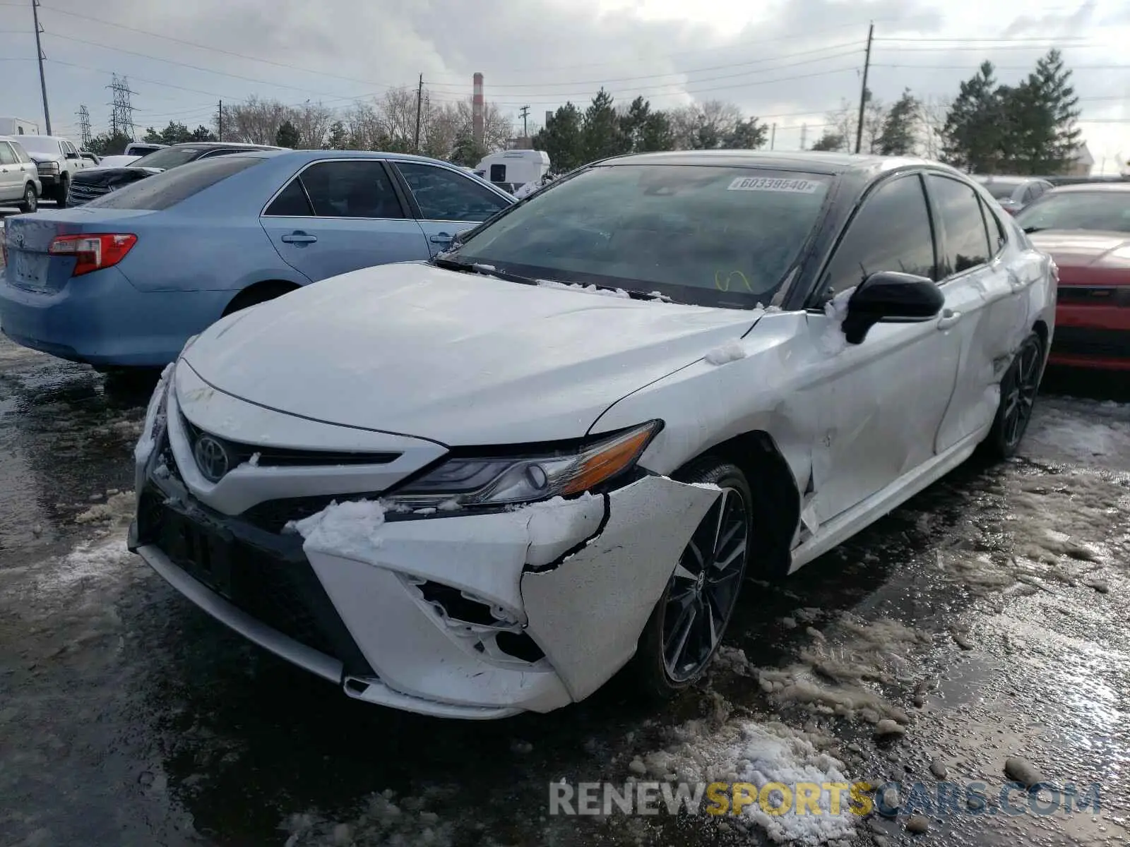 2 Photograph of a damaged car 4T1B61HK9KU295626 TOYOTA CAMRY 2019