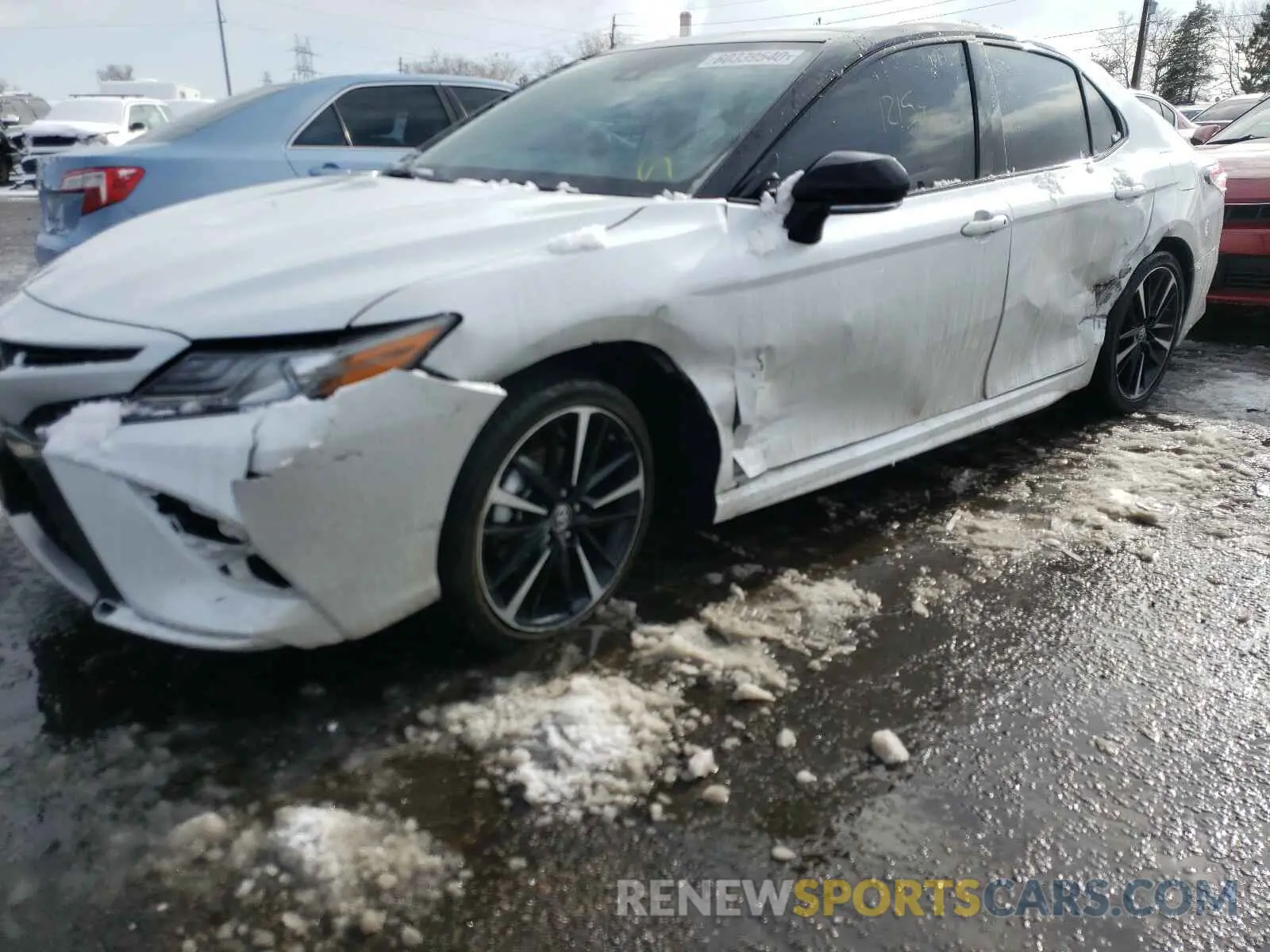 9 Photograph of a damaged car 4T1B61HK9KU295626 TOYOTA CAMRY 2019