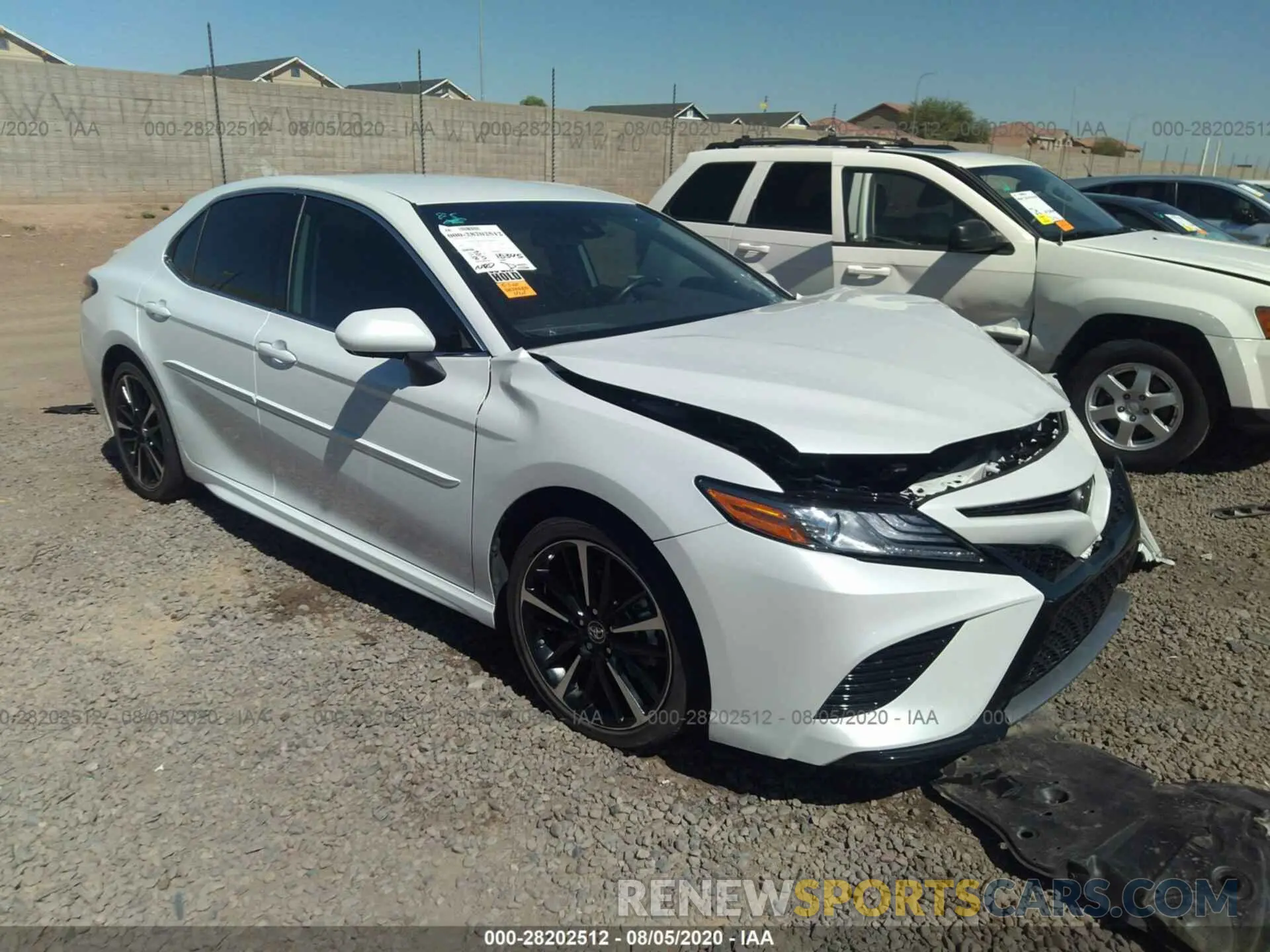 1 Photograph of a damaged car 4T1B61HK9KU300050 TOYOTA CAMRY 2019