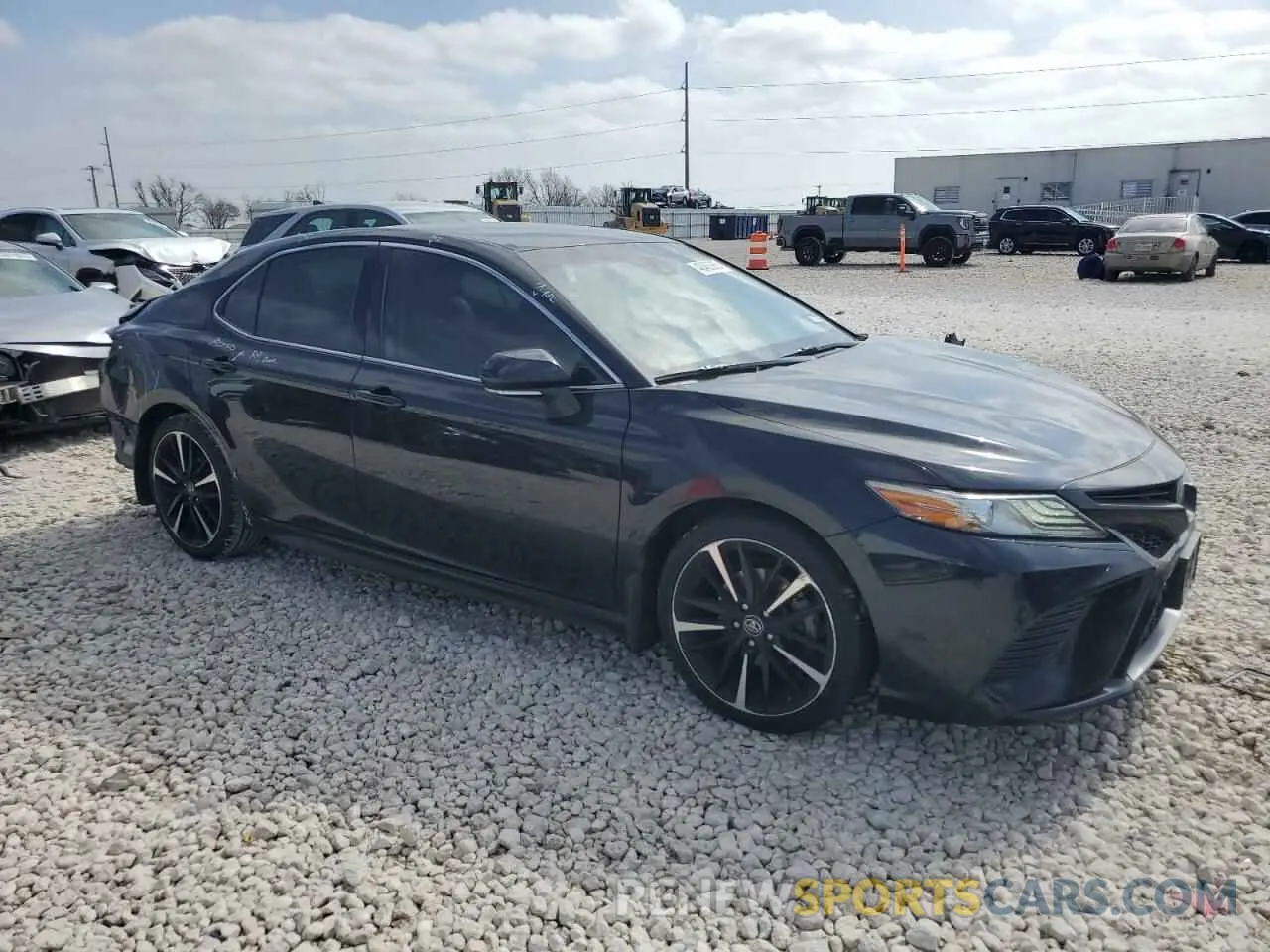 4 Photograph of a damaged car 4T1B61HK9KU825030 TOYOTA CAMRY 2019
