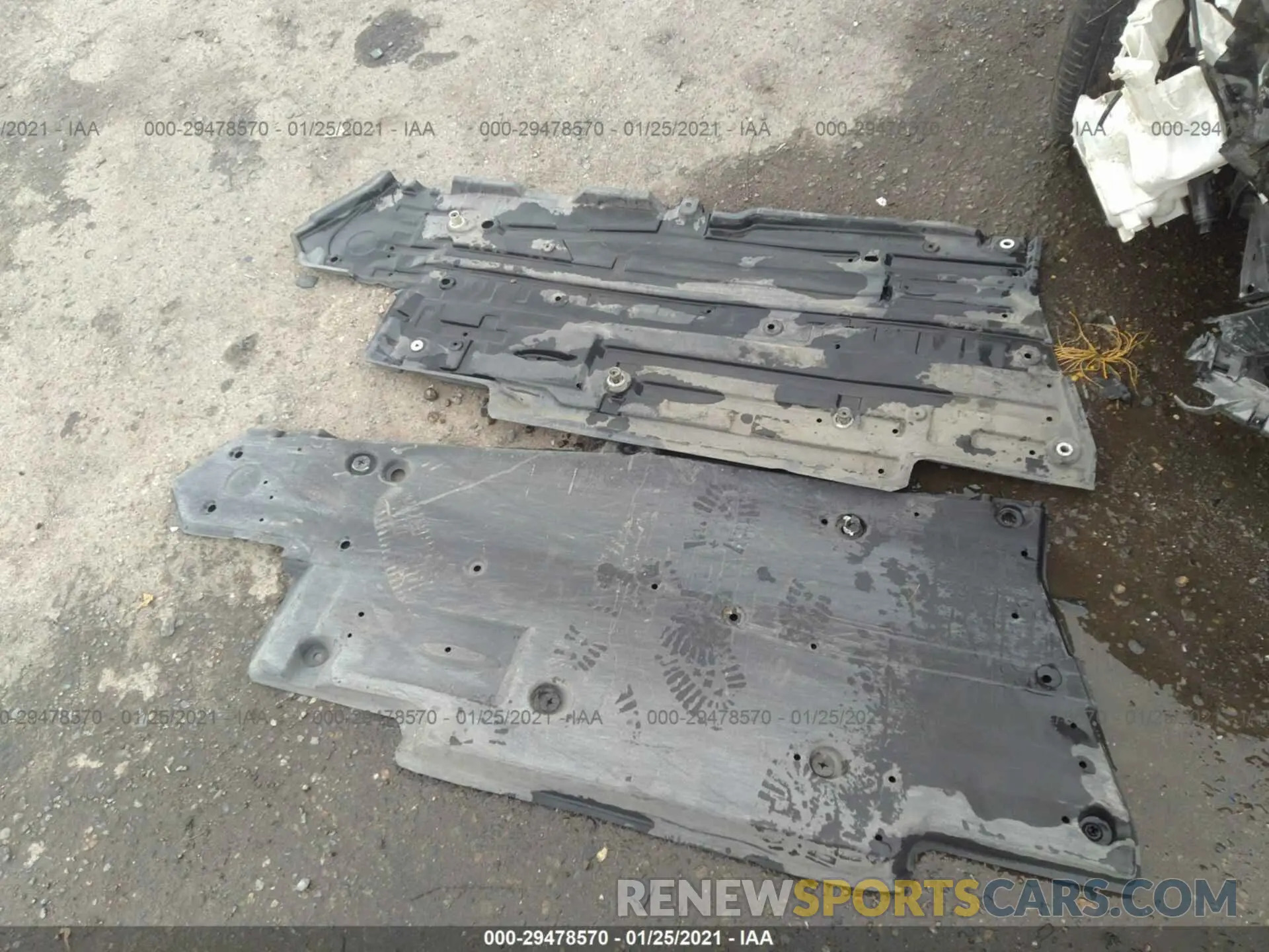 12 Photograph of a damaged car 4T1B61HKXKU167170 TOYOTA CAMRY 2019