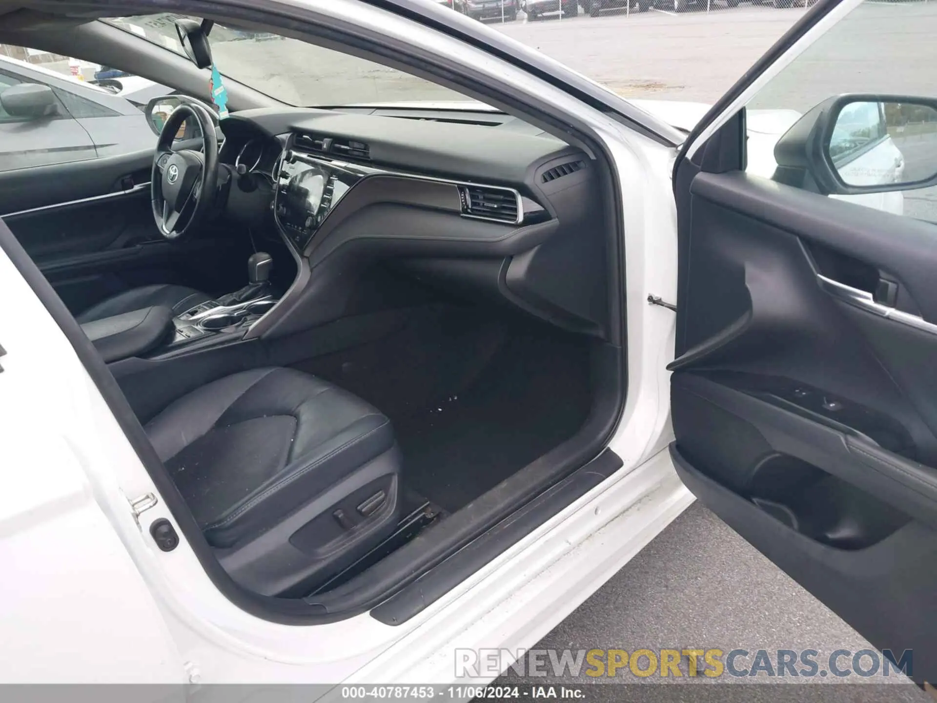 5 Фотография поврежденного автомобиля 4T1B61HKXKU204721 TOYOTA CAMRY 2019