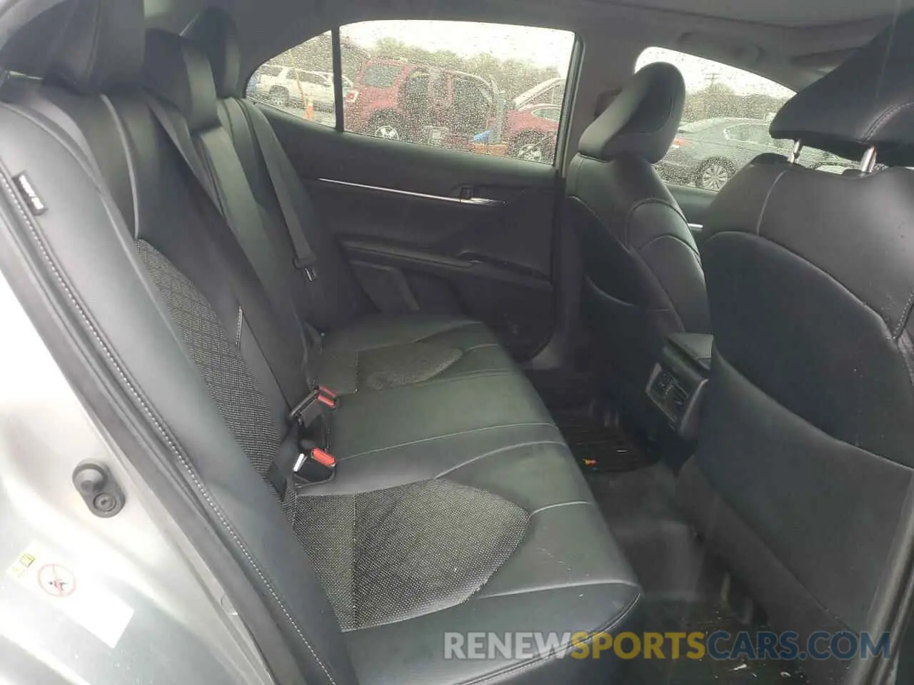10 Фотография поврежденного автомобиля 4T1B61HKXKU225617 TOYOTA CAMRY 2019
