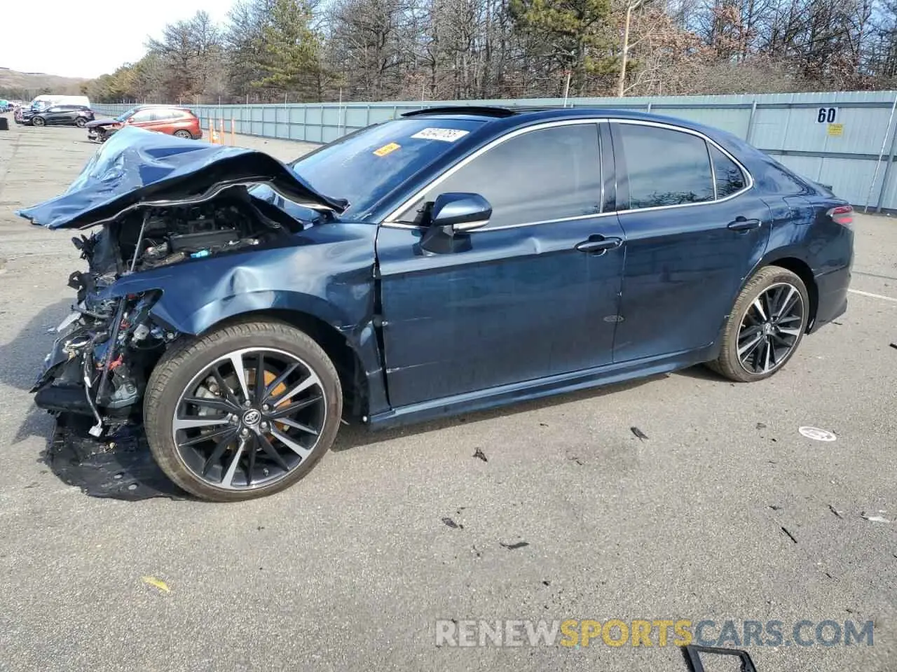1 Photograph of a damaged car 4T1B61HKXKU700019 TOYOTA CAMRY 2019