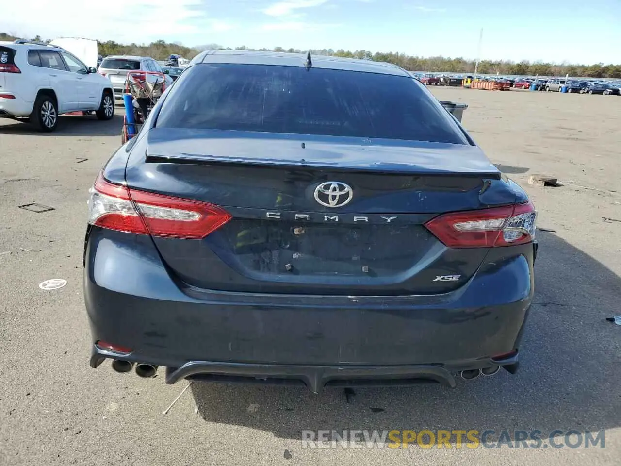 6 Photograph of a damaged car 4T1B61HKXKU700019 TOYOTA CAMRY 2019