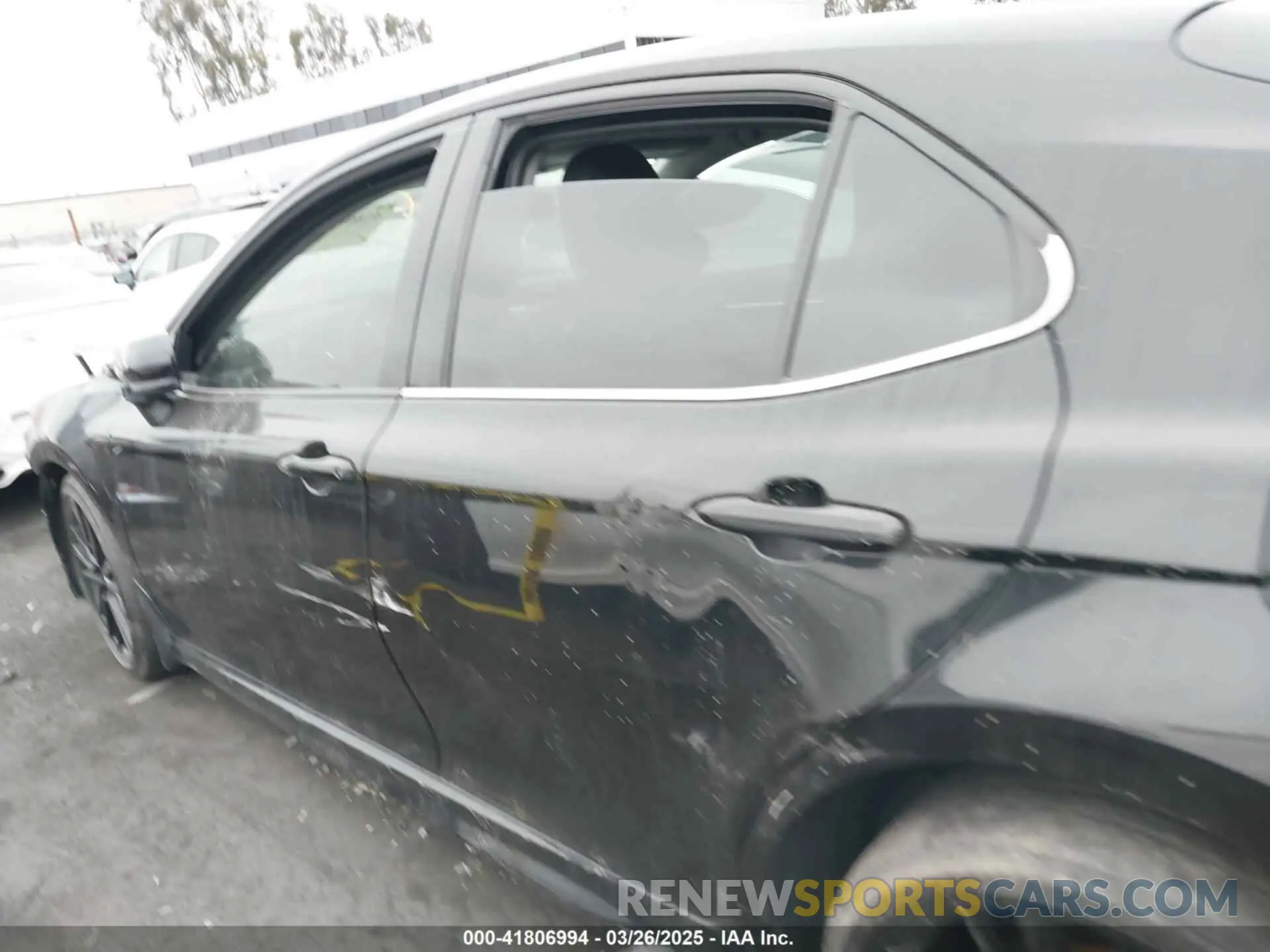 13 Фотография поврежденного автомобиля 4T1B61HKXKU809001 TOYOTA CAMRY 2019
