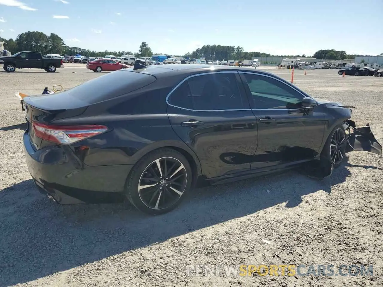 3 Photograph of a damaged car 4T1B61HKXKU834948 TOYOTA CAMRY 2019