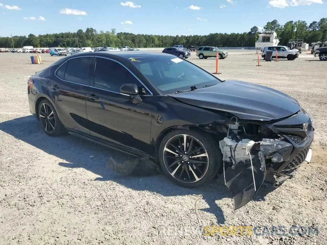 4 Photograph of a damaged car 4T1B61HKXKU834948 TOYOTA CAMRY 2019