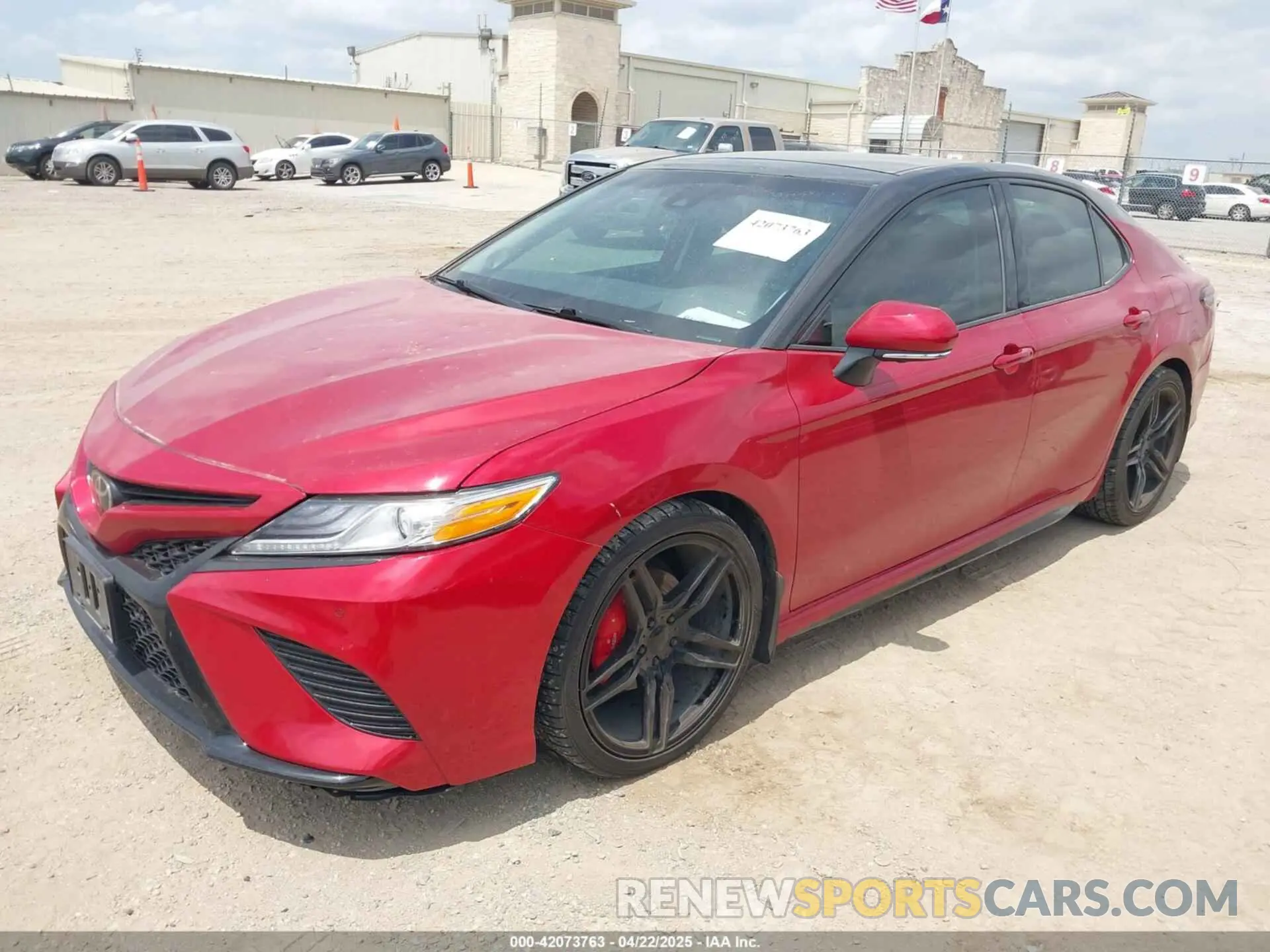 2 Фотография поврежденного автомобиля 4T1BZ1HK0KU022808 TOYOTA CAMRY 2019