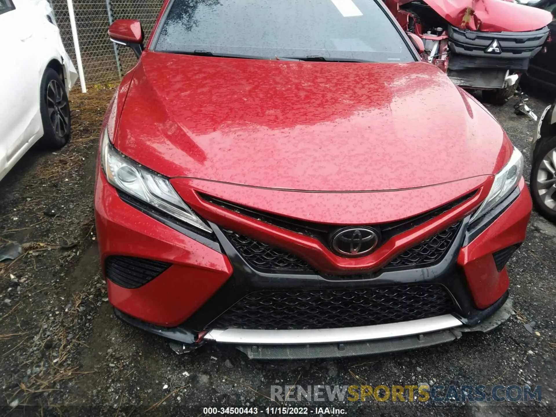 12 Photograph of a damaged car 4T1BZ1HK0KU023568 TOYOTA CAMRY 2019