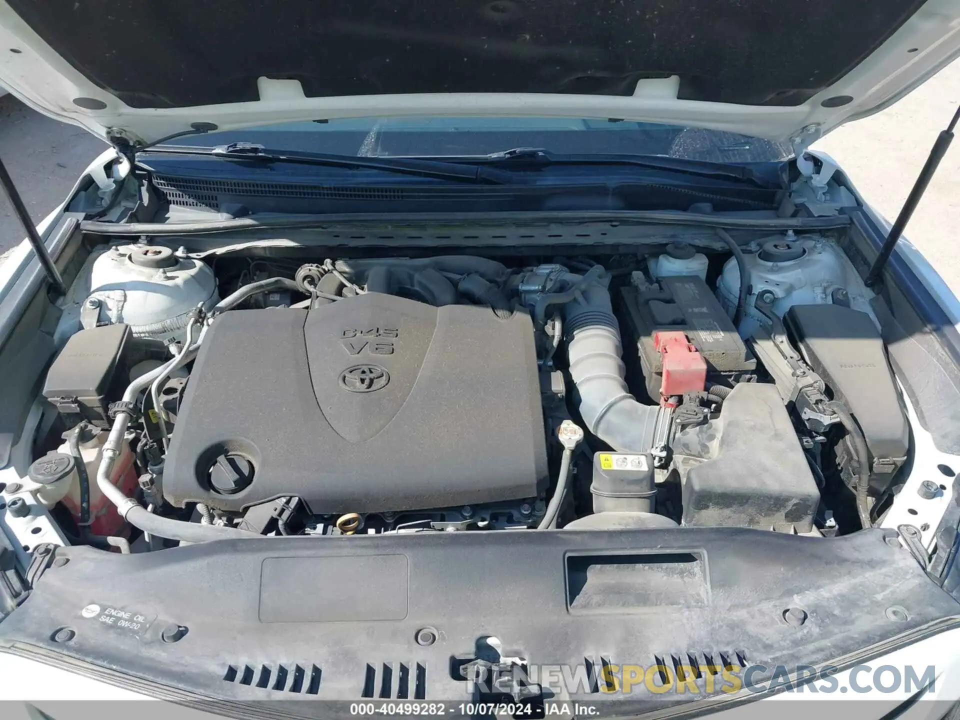 10 Photograph of a damaged car 4T1BZ1HK0KU032299 TOYOTA CAMRY 2019
