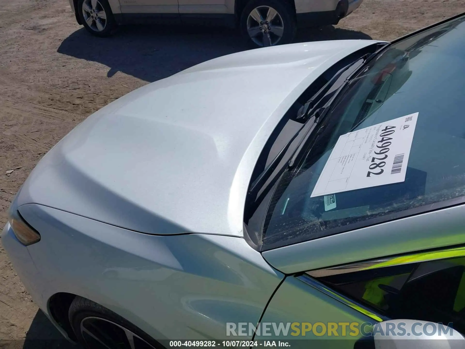 17 Photograph of a damaged car 4T1BZ1HK0KU032299 TOYOTA CAMRY 2019