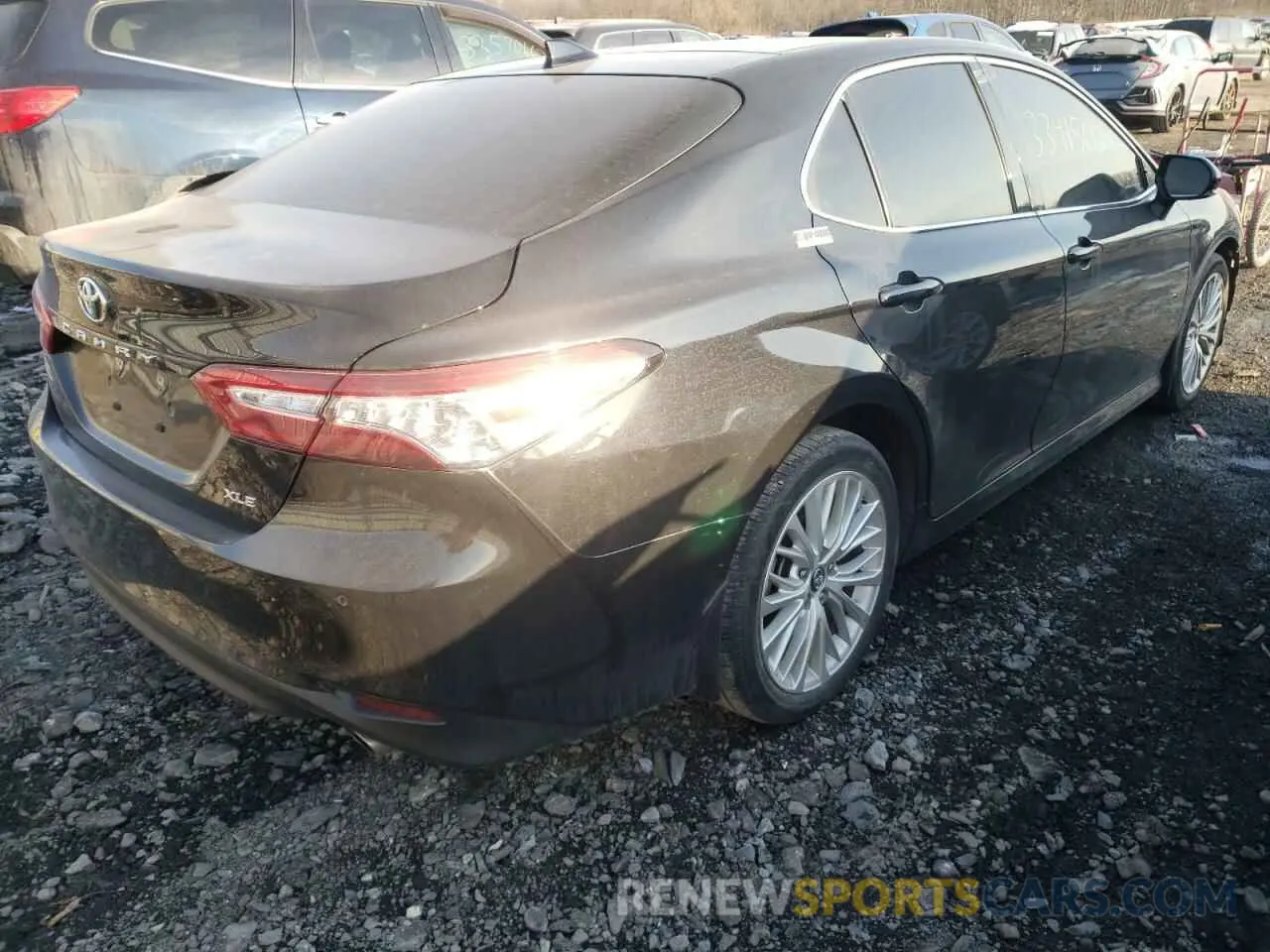 4 Photograph of a damaged car 4T1BZ1HK2KU023619 TOYOTA CAMRY 2019