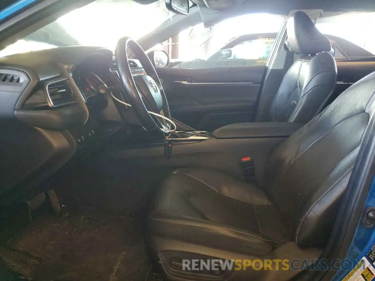 7 Photograph of a damaged car 4T1BZ1HK2KU025158 TOYOTA CAMRY 2019