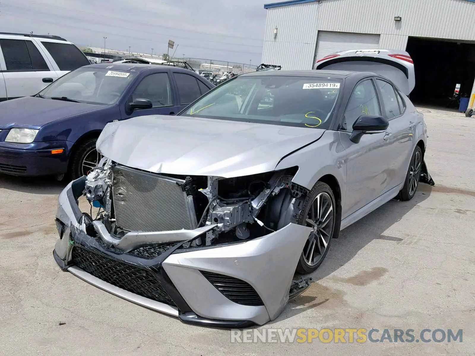 2 Photograph of a damaged car 4T1BZ1HK3KU023063 TOYOTA CAMRY 2019
