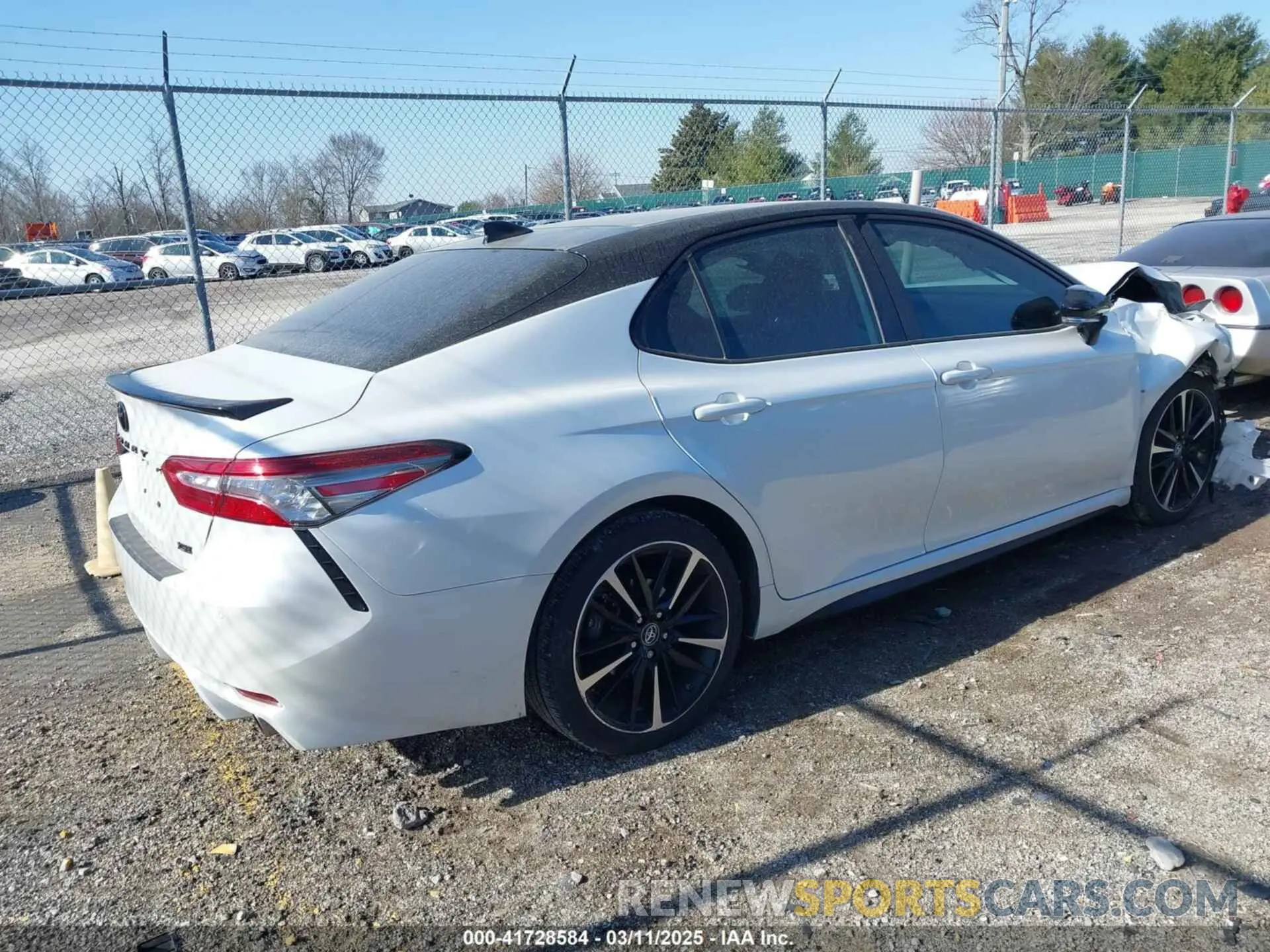 4 Фотография поврежденного автомобиля 4T1BZ1HK3KU027579 TOYOTA CAMRY 2019