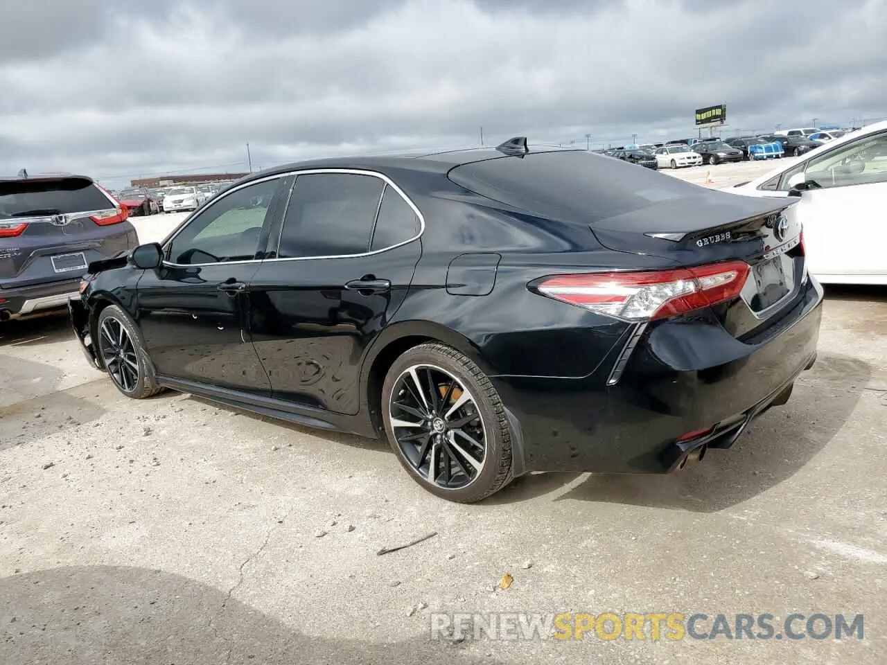 2 Photograph of a damaged car 4T1BZ1HK4KU028644 TOYOTA CAMRY 2019