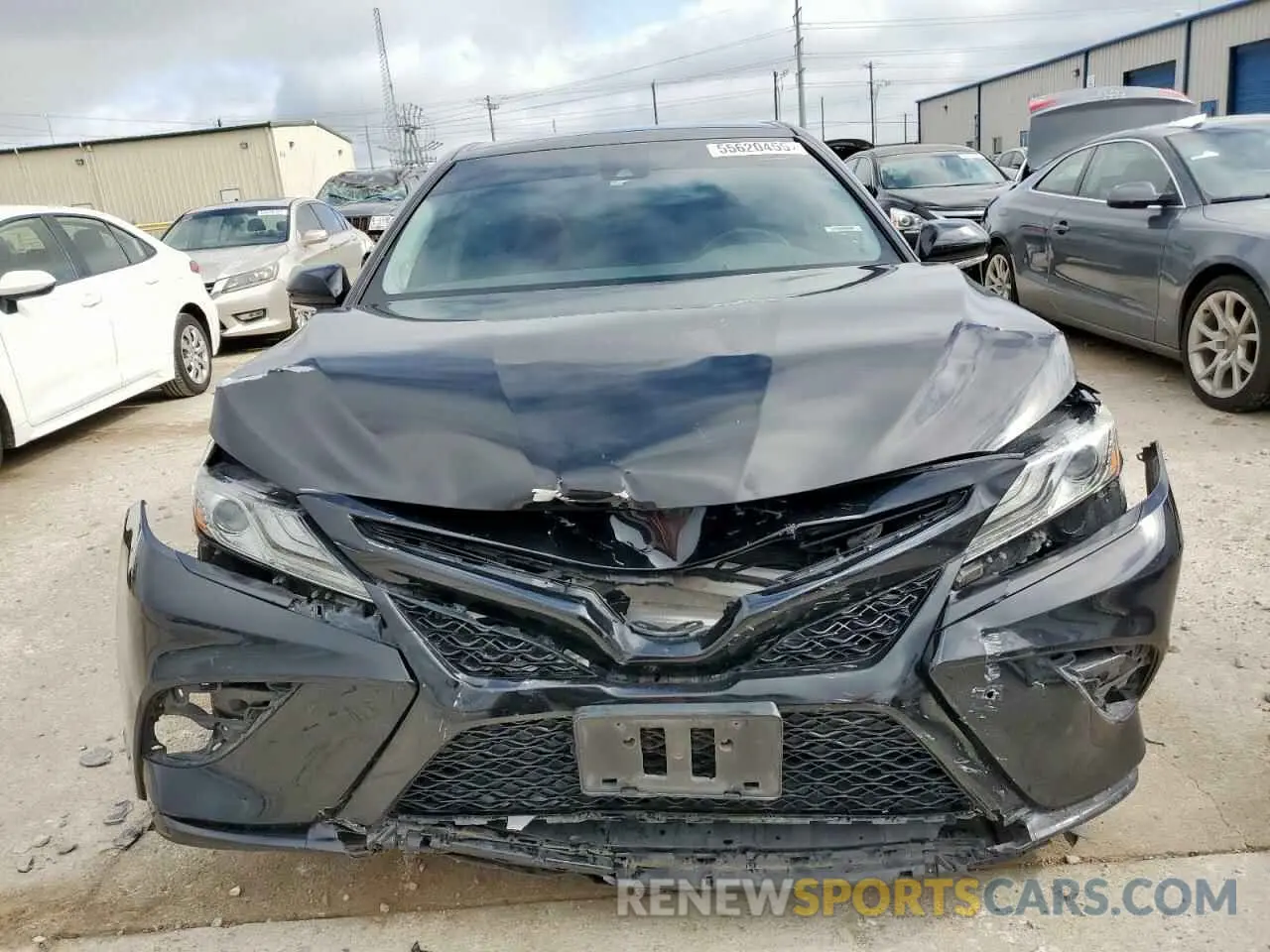 5 Photograph of a damaged car 4T1BZ1HK4KU028644 TOYOTA CAMRY 2019