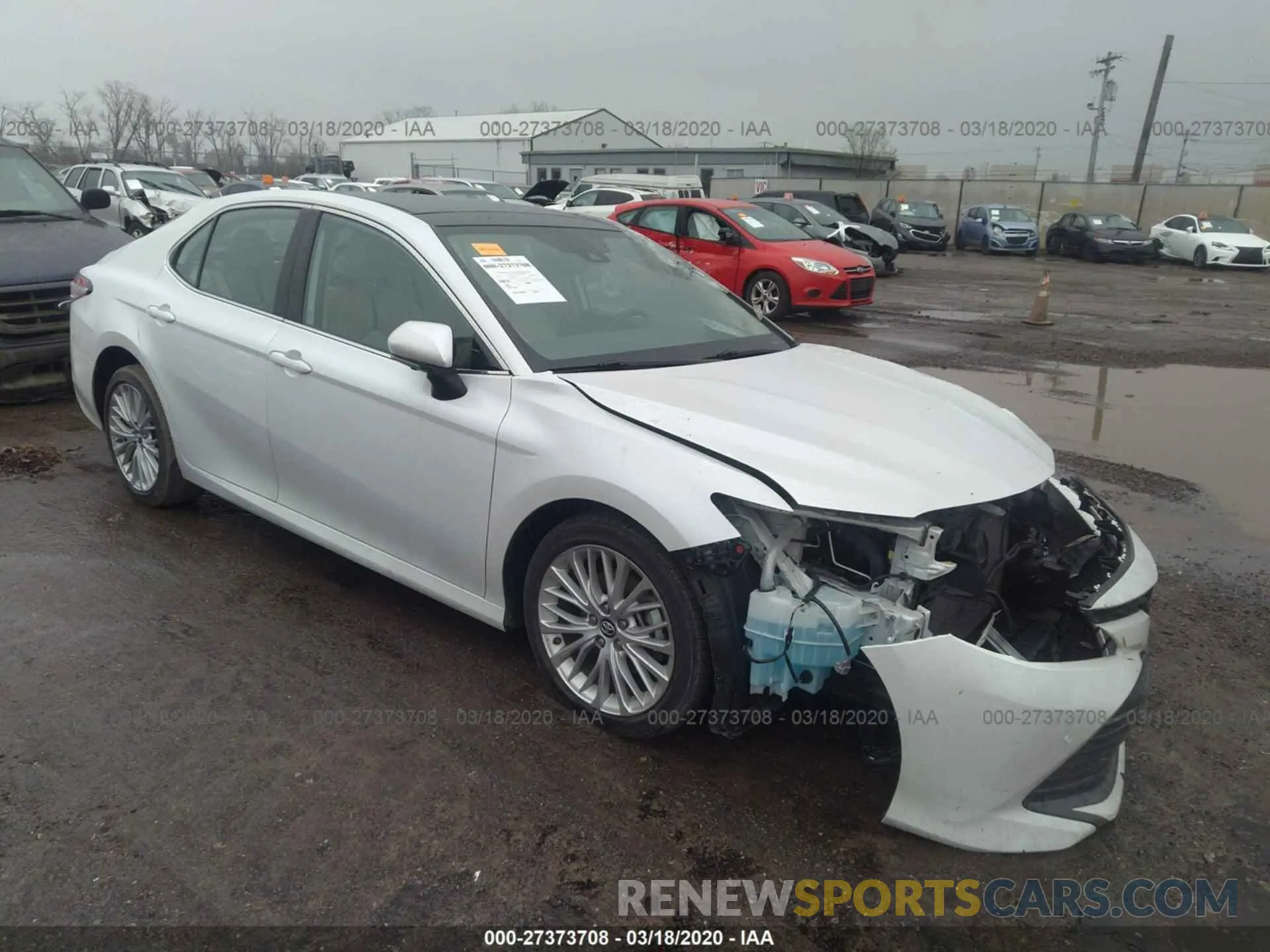 1 Photograph of a damaged car 4T1BZ1HK4KU507274 TOYOTA CAMRY 2019