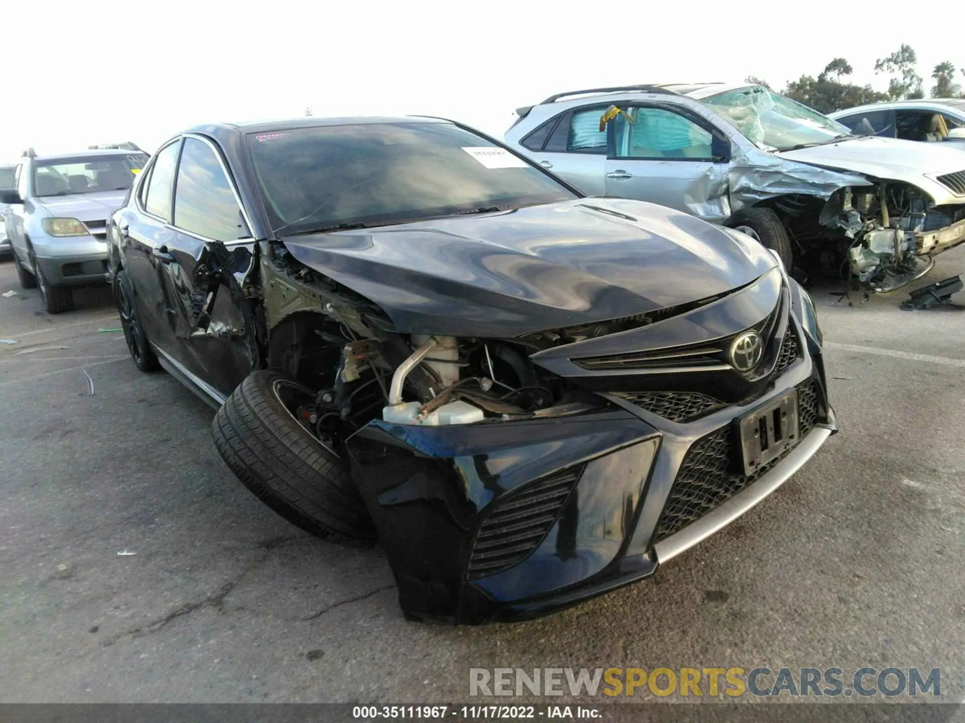 6 Photograph of a damaged car 4T1BZ1HK5KU032444 TOYOTA CAMRY 2019
