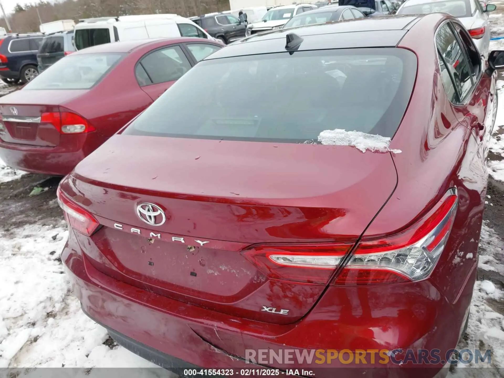 15 Photograph of a damaged car 4T1BZ1HK7KU027200 TOYOTA CAMRY 2019