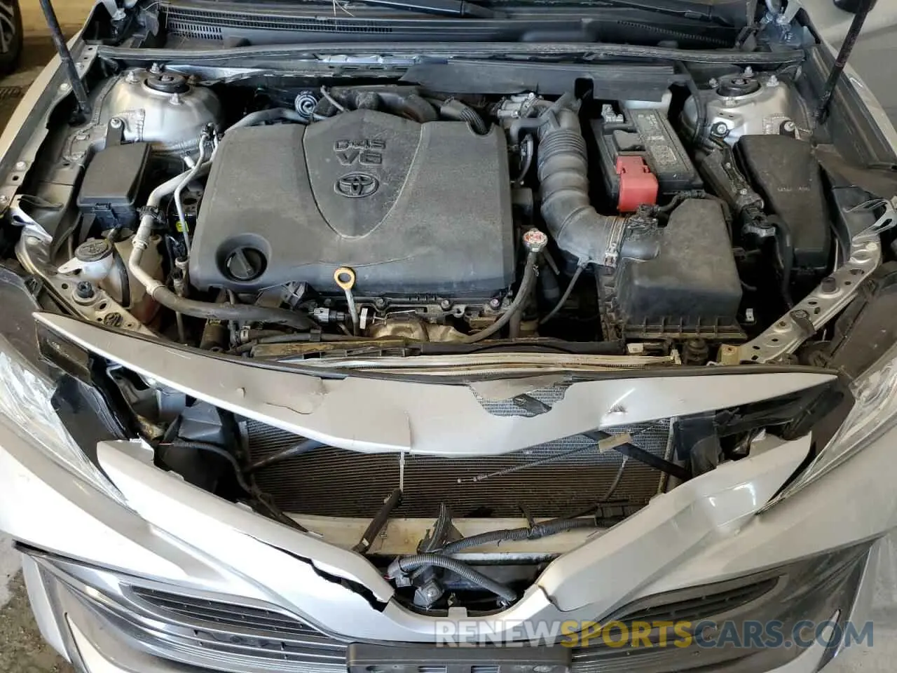 7 Photograph of a damaged car 4T1BZ1HK8KU022748 TOYOTA CAMRY 2019