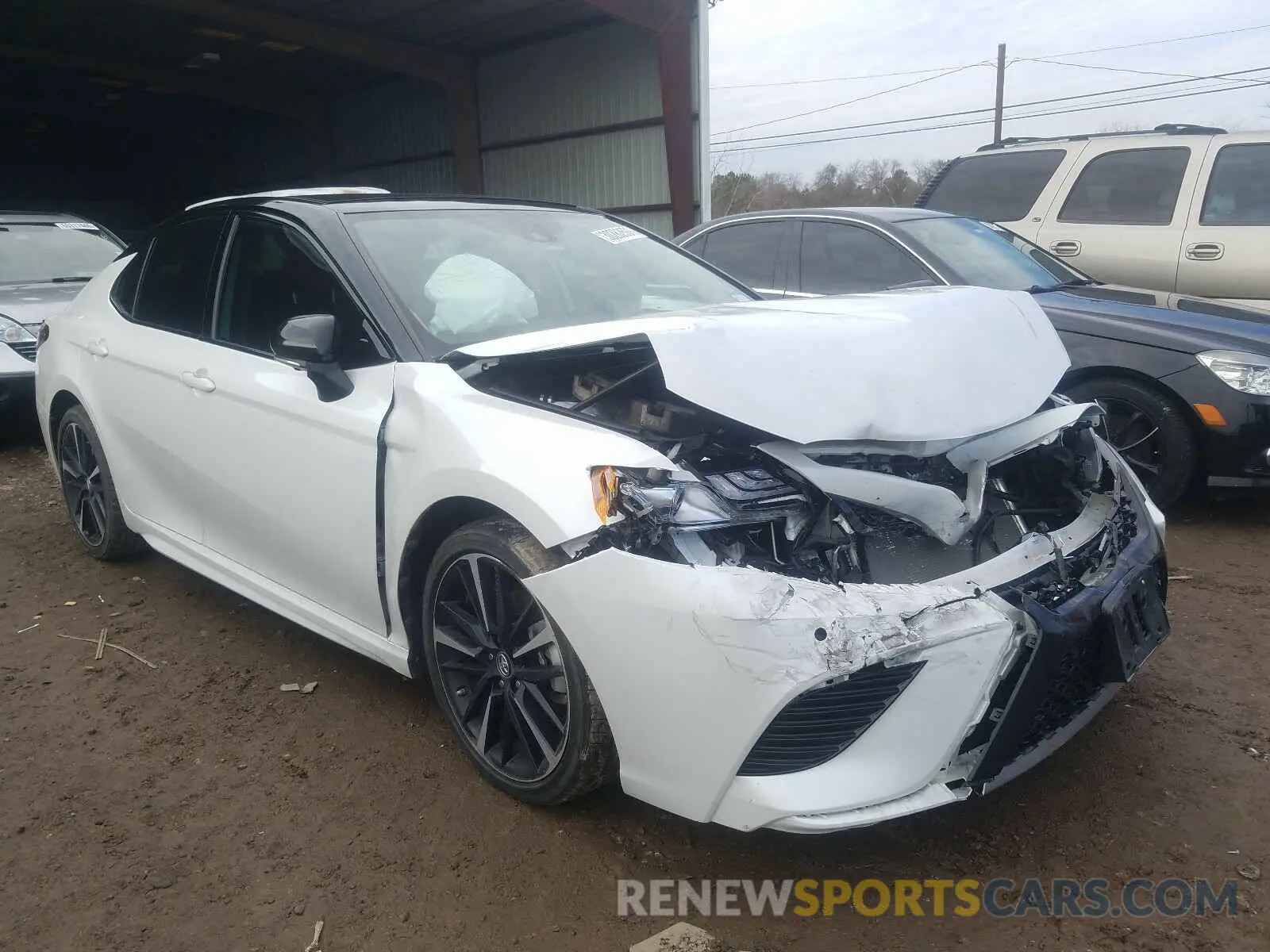 1 Photograph of a damaged car 4T1BZ1HK8KU027061 TOYOTA CAMRY 2019