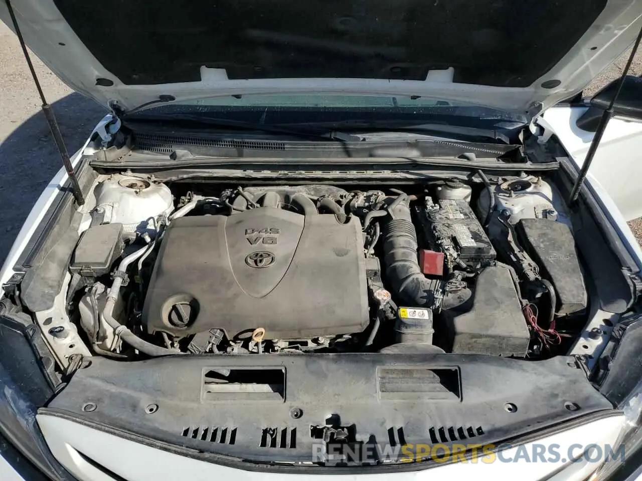 11 Photograph of a damaged car 4T1BZ1HK9KU027926 TOYOTA CAMRY 2019