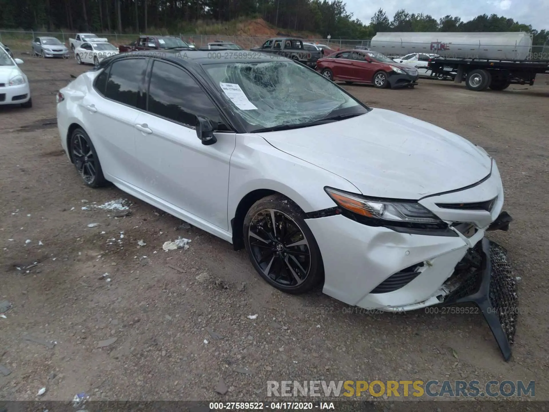 1 Photograph of a damaged car 4T1BZ1HK9KU031684 TOYOTA CAMRY 2019