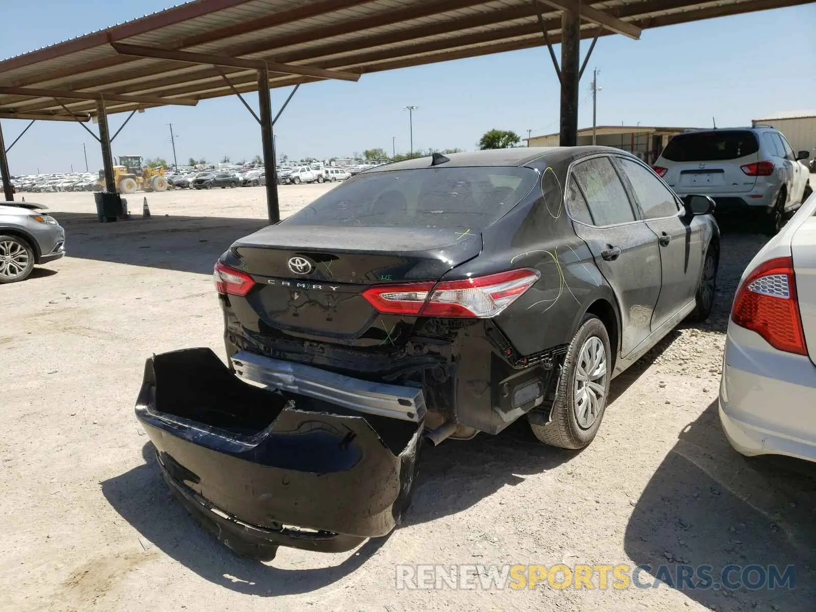4 Photograph of a damaged car 4T1A11AK6LU864485 TOYOTA CAMRY 2020