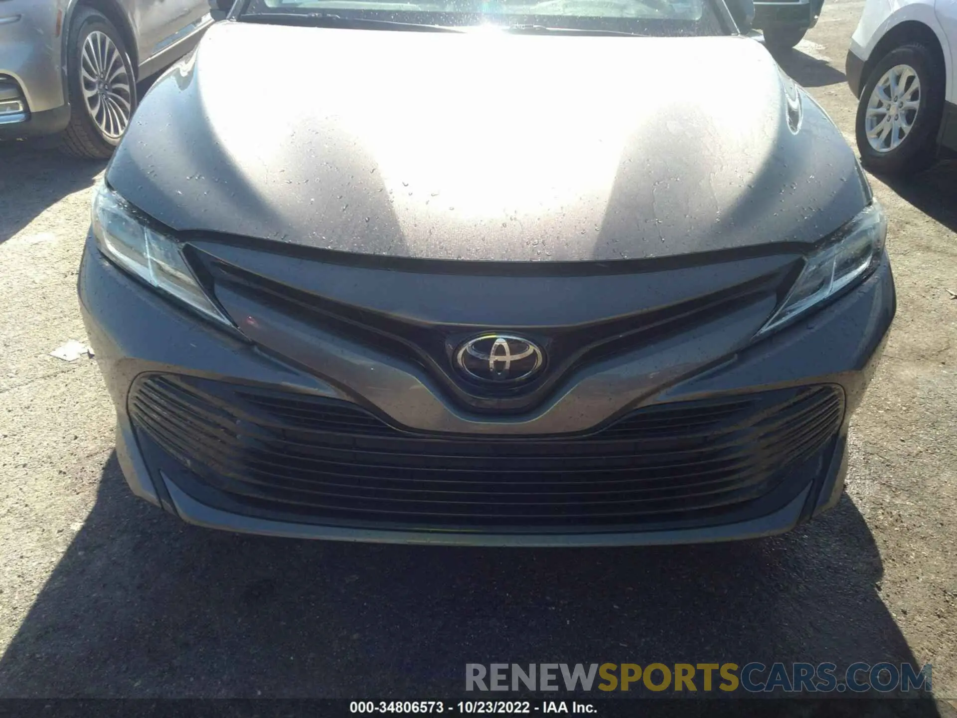 6 Photograph of a damaged car 4T1A11AK6LU888950 TOYOTA CAMRY 2020