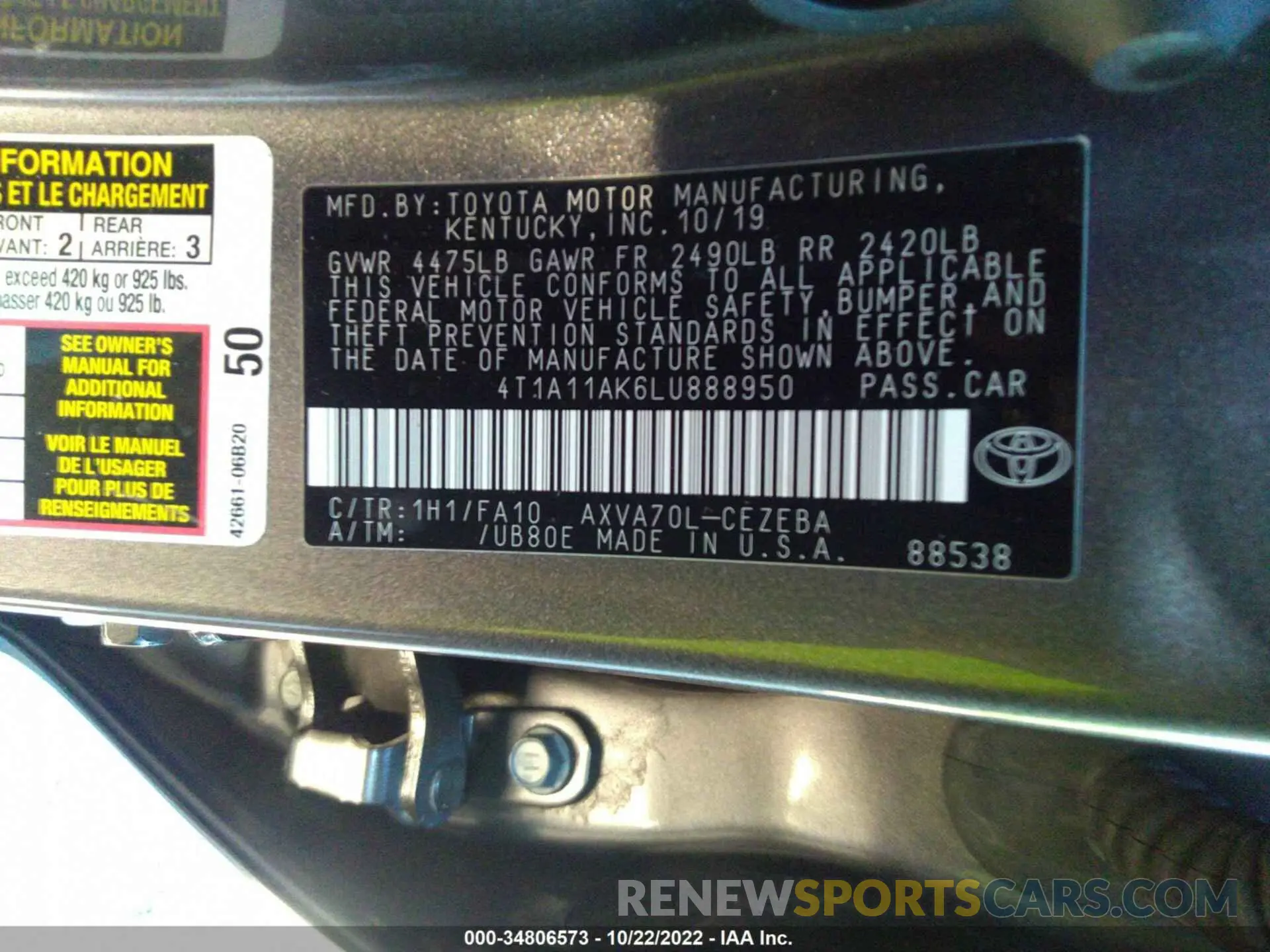 9 Photograph of a damaged car 4T1A11AK6LU888950 TOYOTA CAMRY 2020