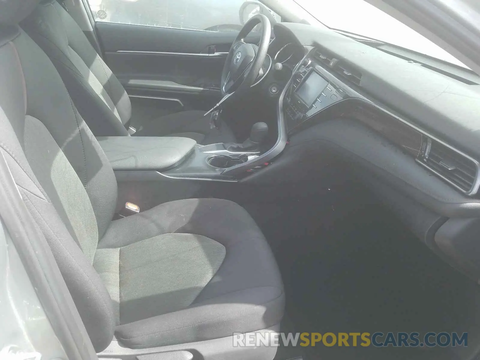 5 Photograph of a damaged car 4T1C11AK0LU343660 TOYOTA CAMRY 2020