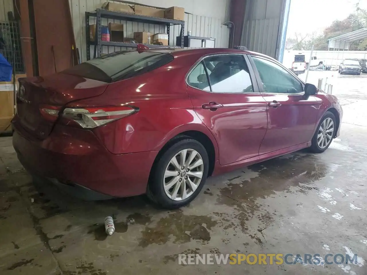 3 Фотография поврежденного автомобиля 4T1C11AK0LU375573 TOYOTA CAMRY 2020