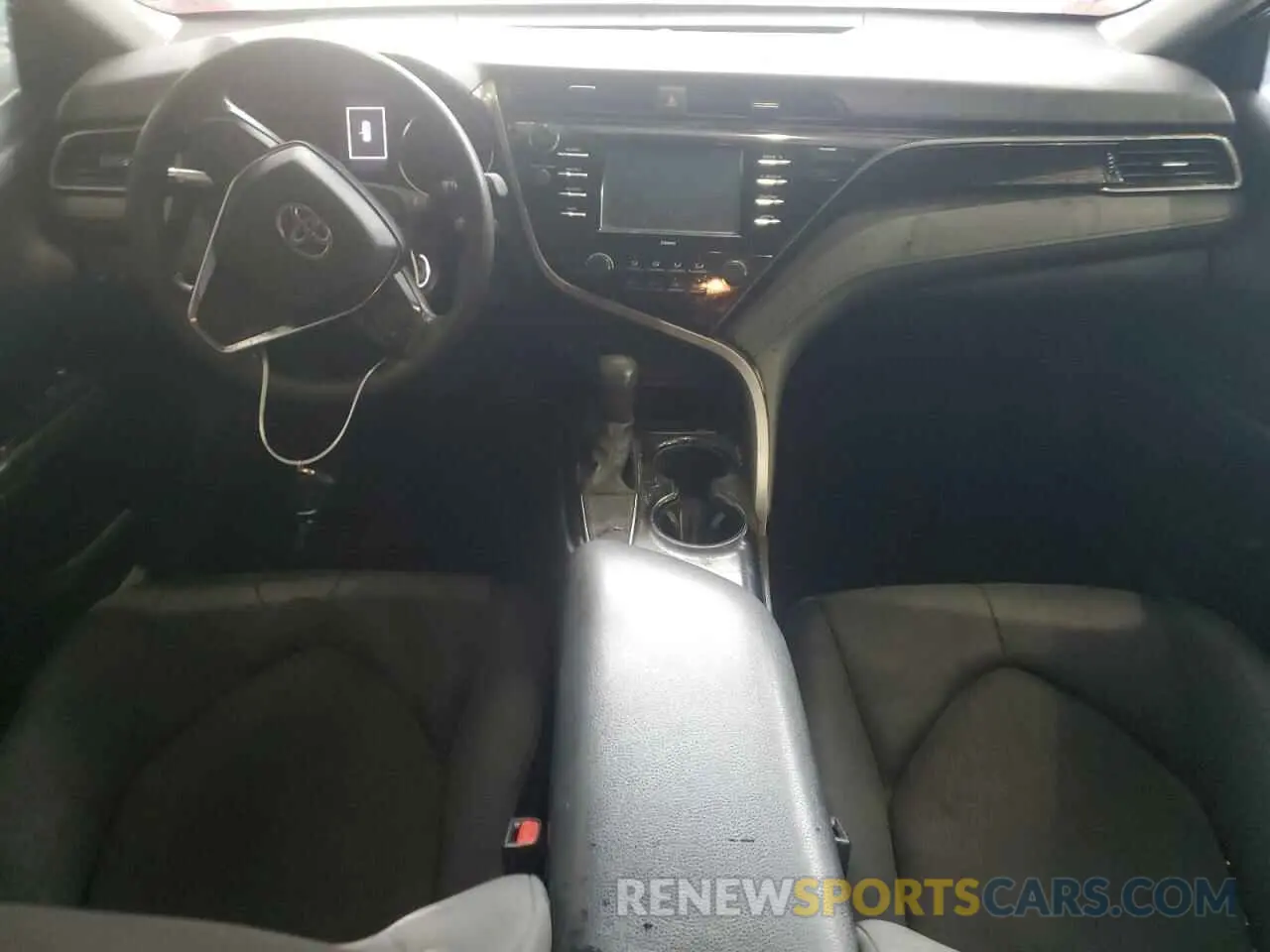 8 Фотография поврежденного автомобиля 4T1C11AK0LU375573 TOYOTA CAMRY 2020
