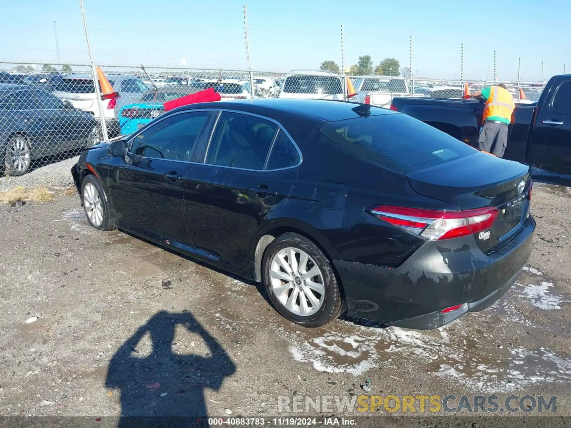 3 Фотография поврежденного автомобиля 4T1C11AK0LU383267 TOYOTA CAMRY 2020