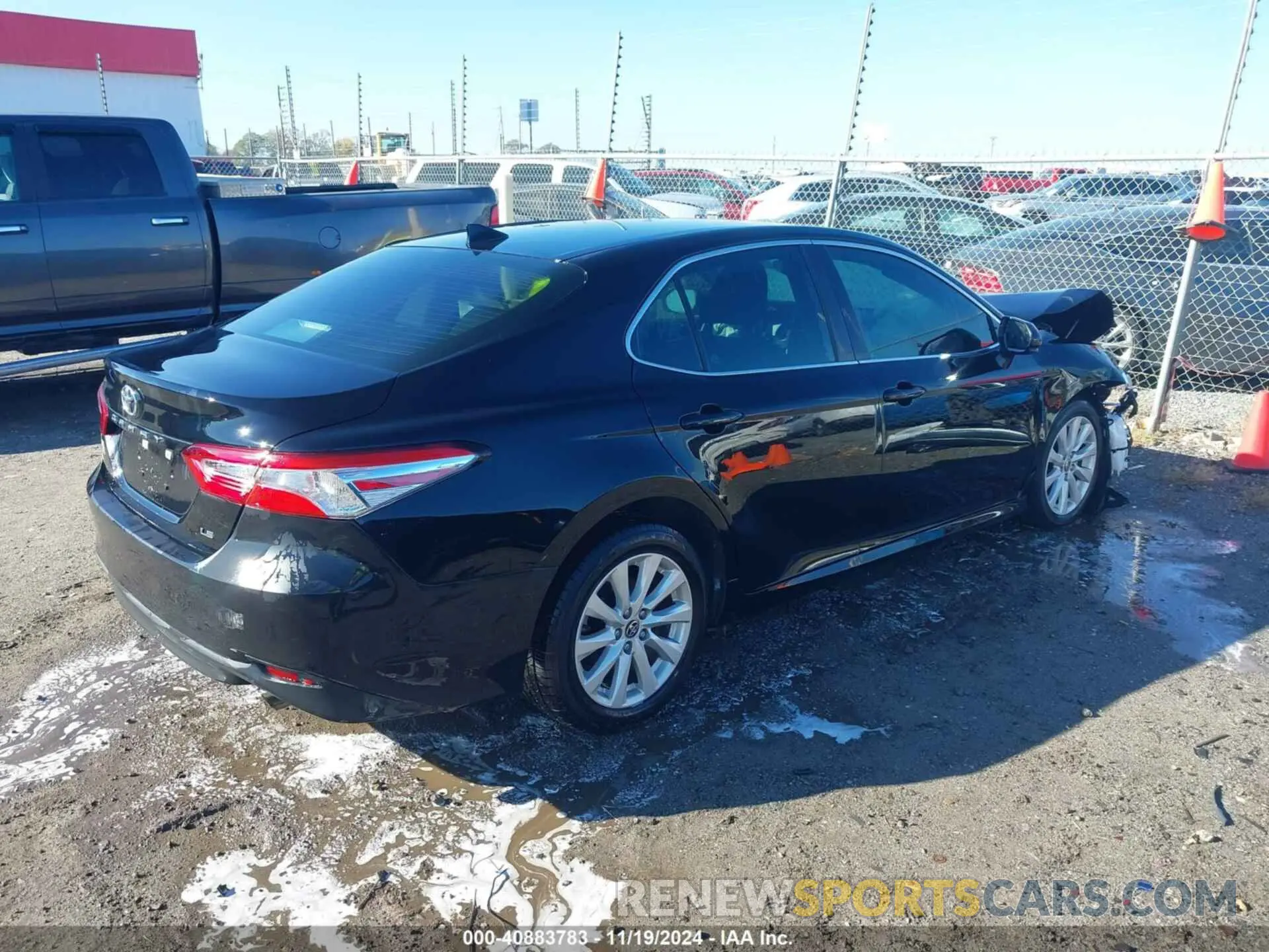 4 Фотография поврежденного автомобиля 4T1C11AK0LU383267 TOYOTA CAMRY 2020