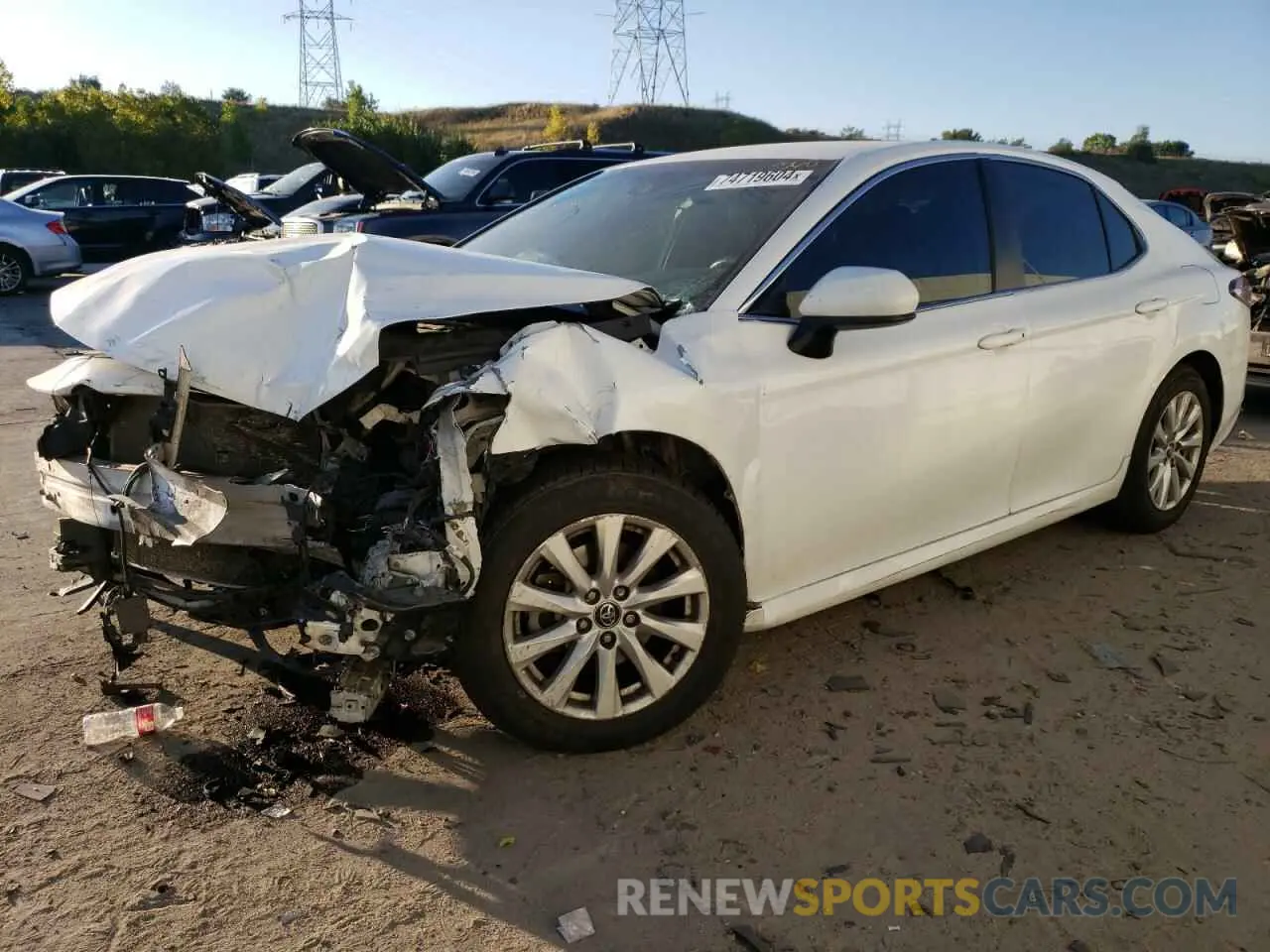 1 Photograph of a damaged car 4T1C11AK0LU858044 TOYOTA CAMRY 2020