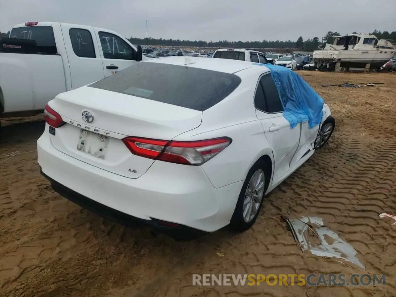 4 Photograph of a damaged car 4T1C11AK0LU896485 TOYOTA CAMRY 2020