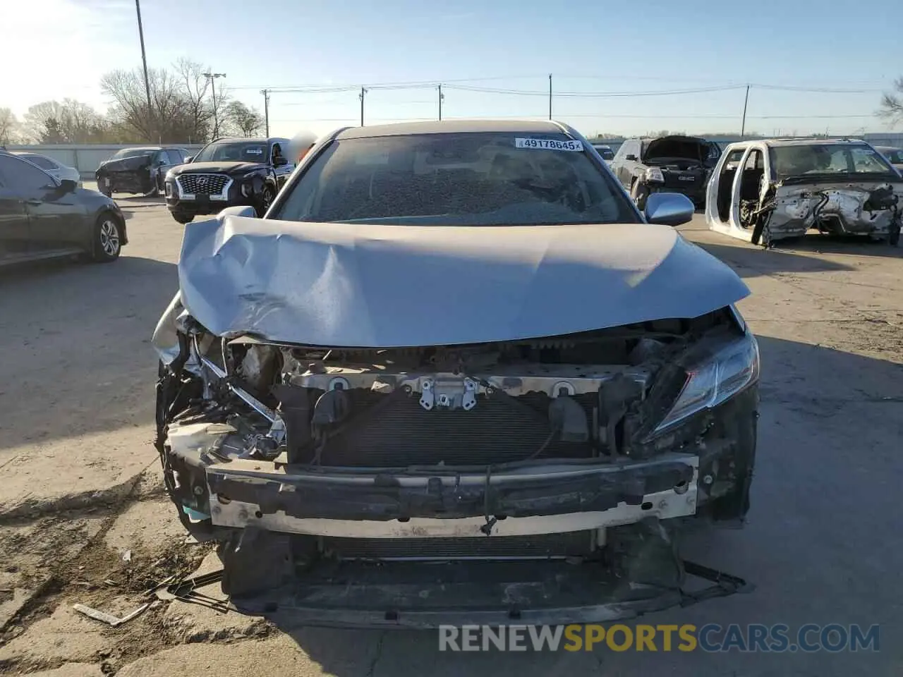 5 Photograph of a damaged car 4T1C11AK0LU963716 TOYOTA CAMRY 2020
