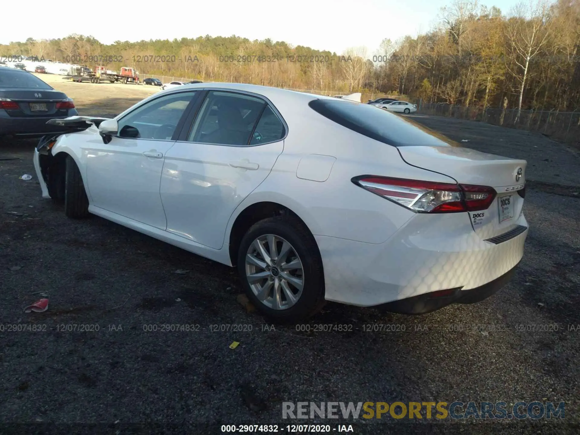 3 Photograph of a damaged car 4T1C11AK0LU967202 TOYOTA CAMRY 2020