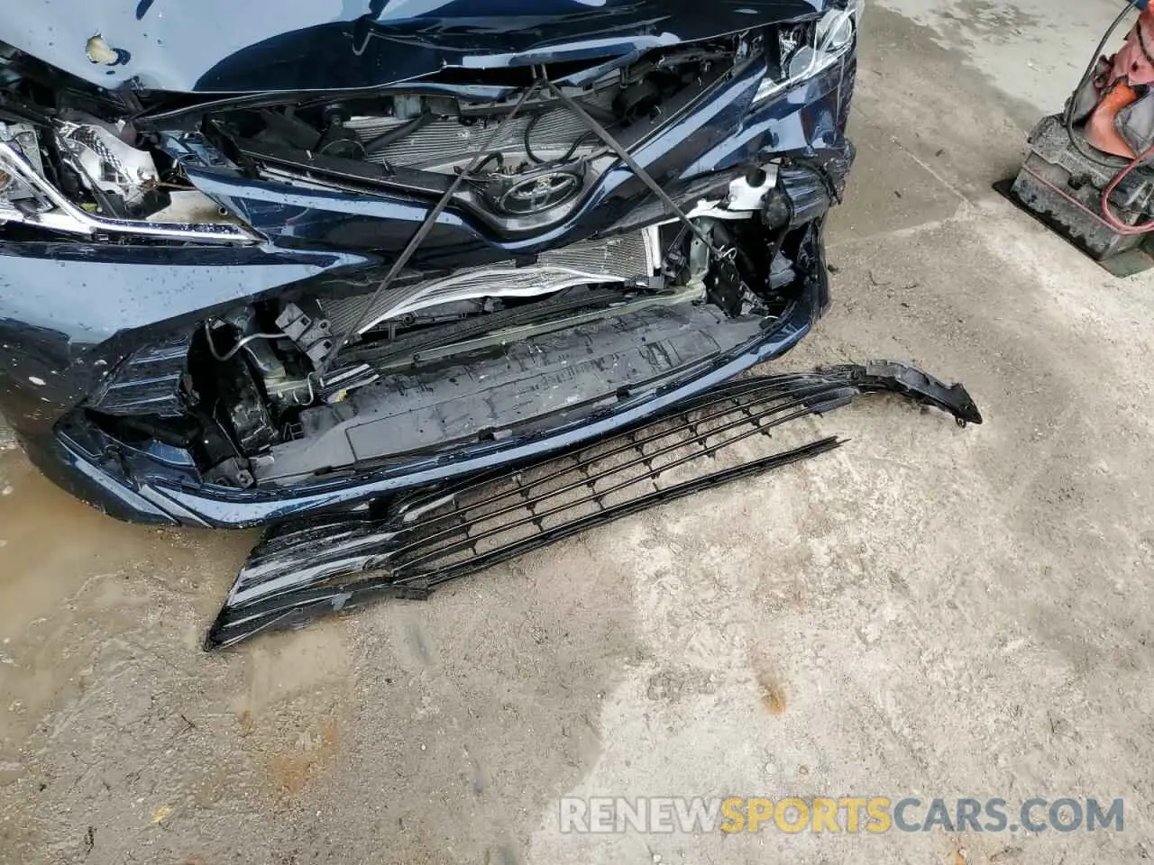 12 Фотография поврежденного автомобиля 4T1C11AK0LU986395 TOYOTA CAMRY 2020