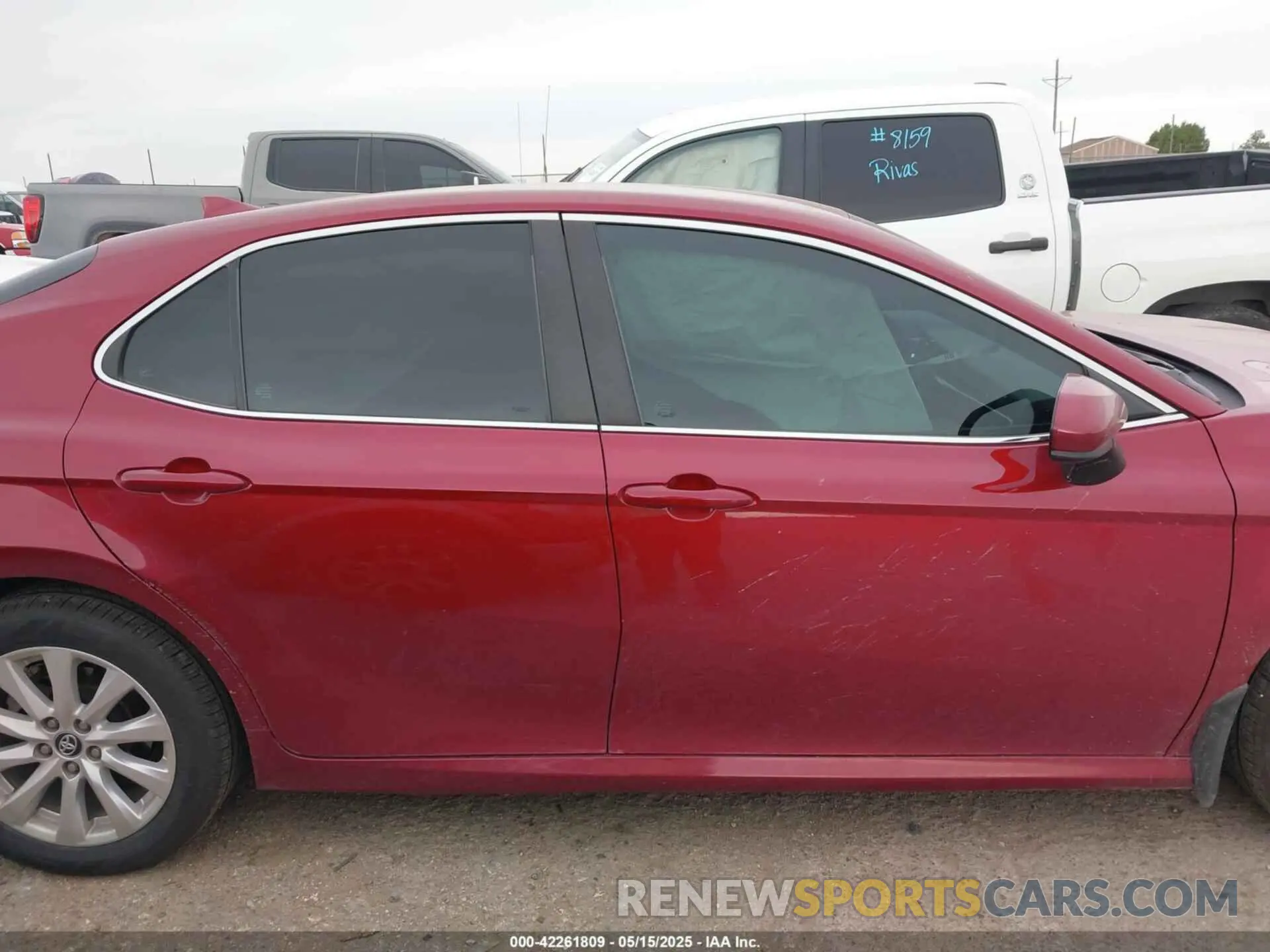 13 Photograph of a damaged car 4T1C11AK1LU329234 TOYOTA CAMRY 2020